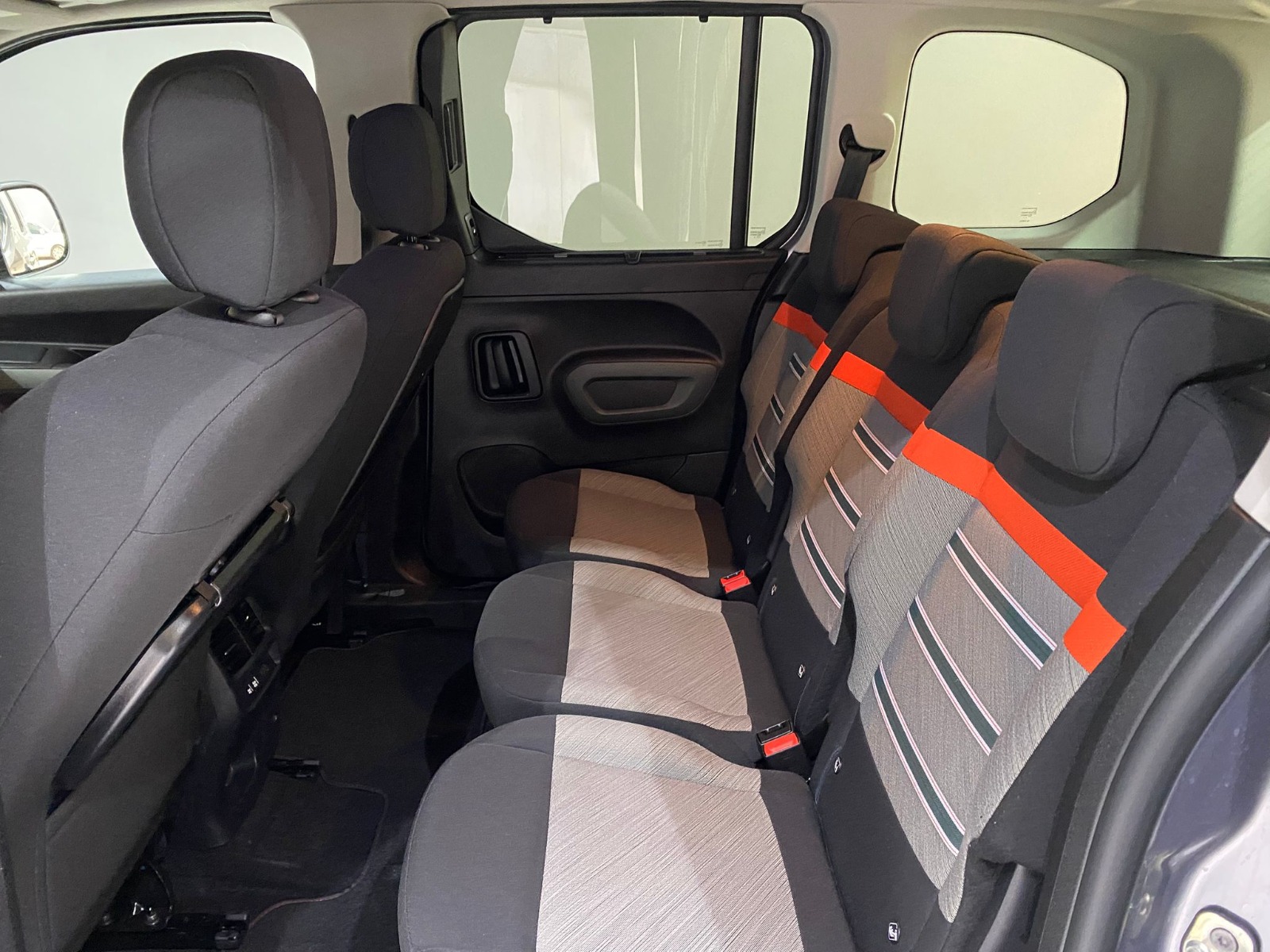 2023 Dizel Otomatik Citroen Berlingo Gri Gürel Tasarım Aksesuar Otomotiv San. Tic. Ltd. Şti.