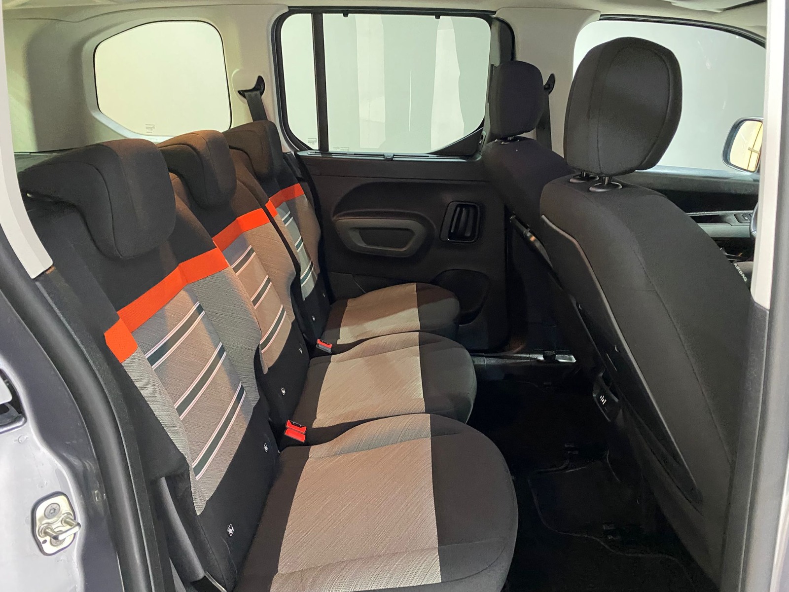 2023 Dizel Otomatik Citroen Berlingo Gri Gürel Tasarım Aksesuar Otomotiv San. Tic. Ltd. Şti.