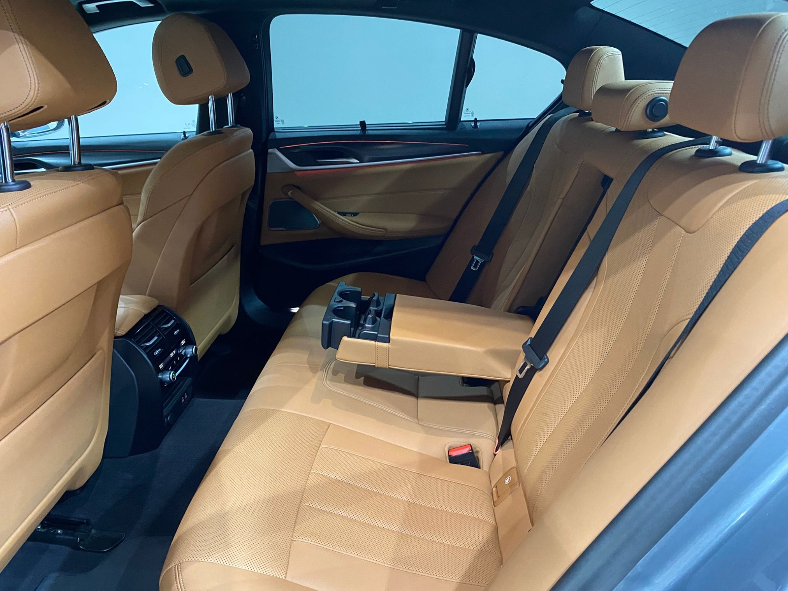 2023 Benzin Otomatik BMW 5 Serisi Gri Gürel Tasarım Aksesuar Otomotiv San. Tic. Ltd. Şti.