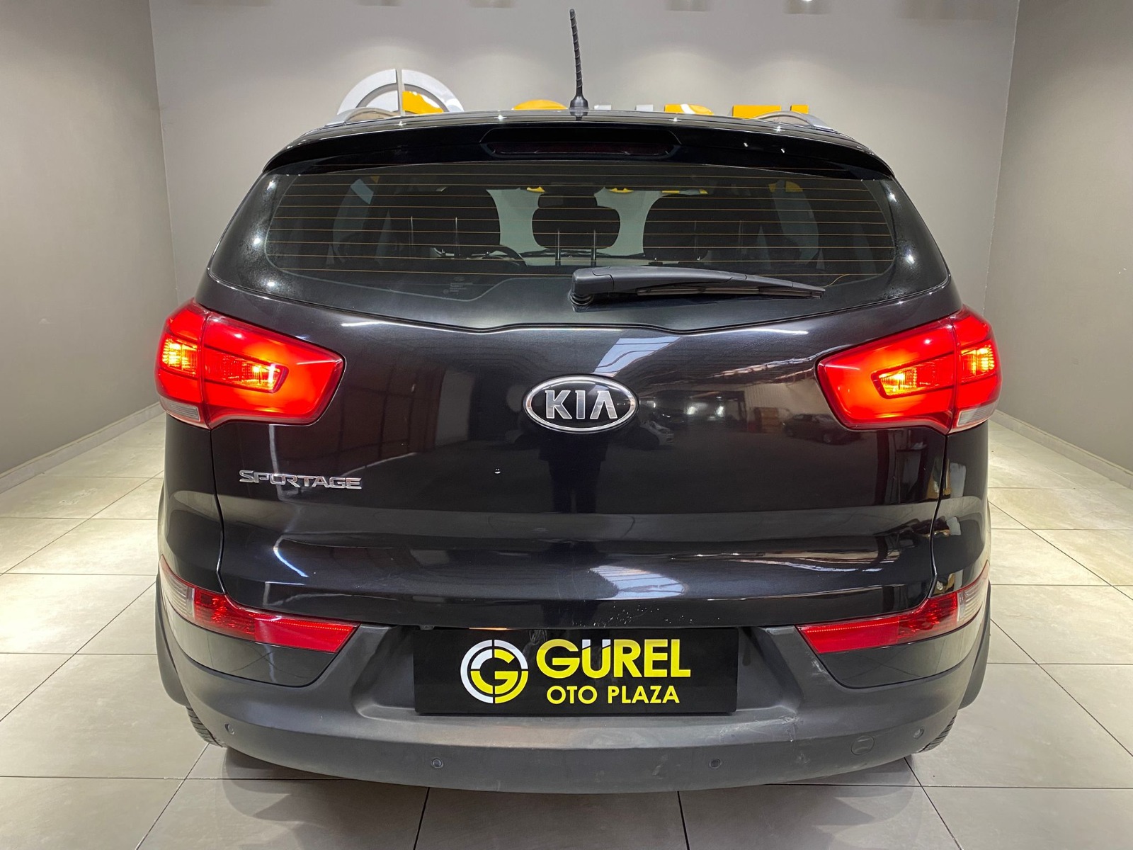 2015 Benzin Manuel Kia Sportage Siyah Gürel Tasarım Aksesuar Otomotiv San. Tic. Ltd. Şti.