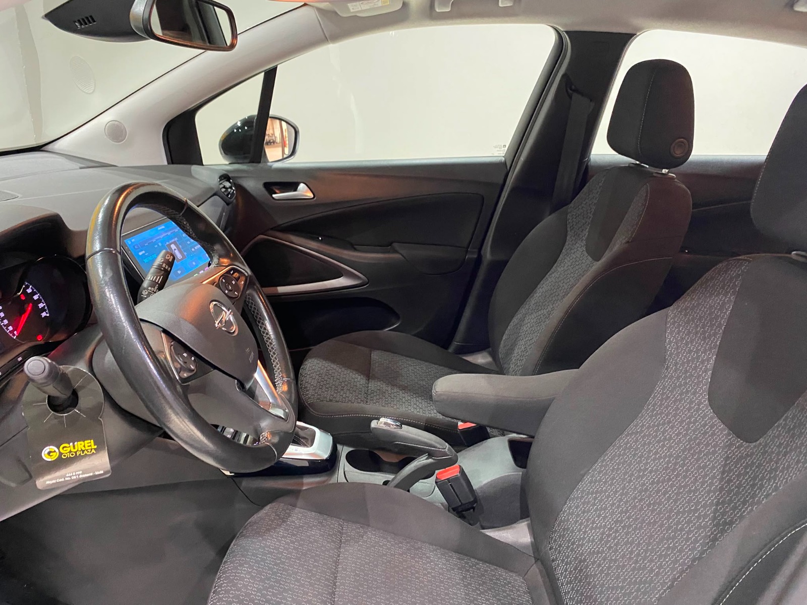 2024 Benzin Otomatik Opel Crossland Beyaz Gürel Tasarım Aksesuar Otomotiv San. Tic. Ltd. Şti.