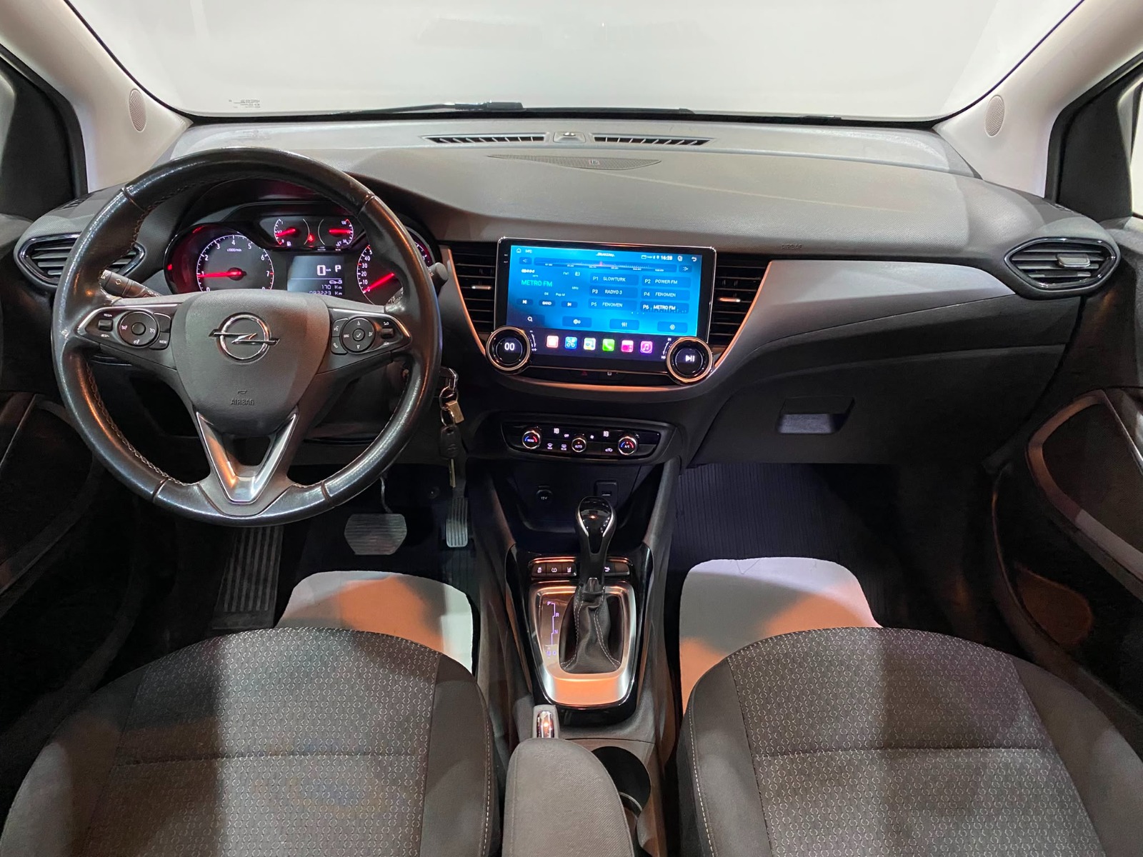 2024 Benzin Otomatik Opel Crossland Beyaz Gürel Tasarım Aksesuar Otomotiv San. Tic. Ltd. Şti.
