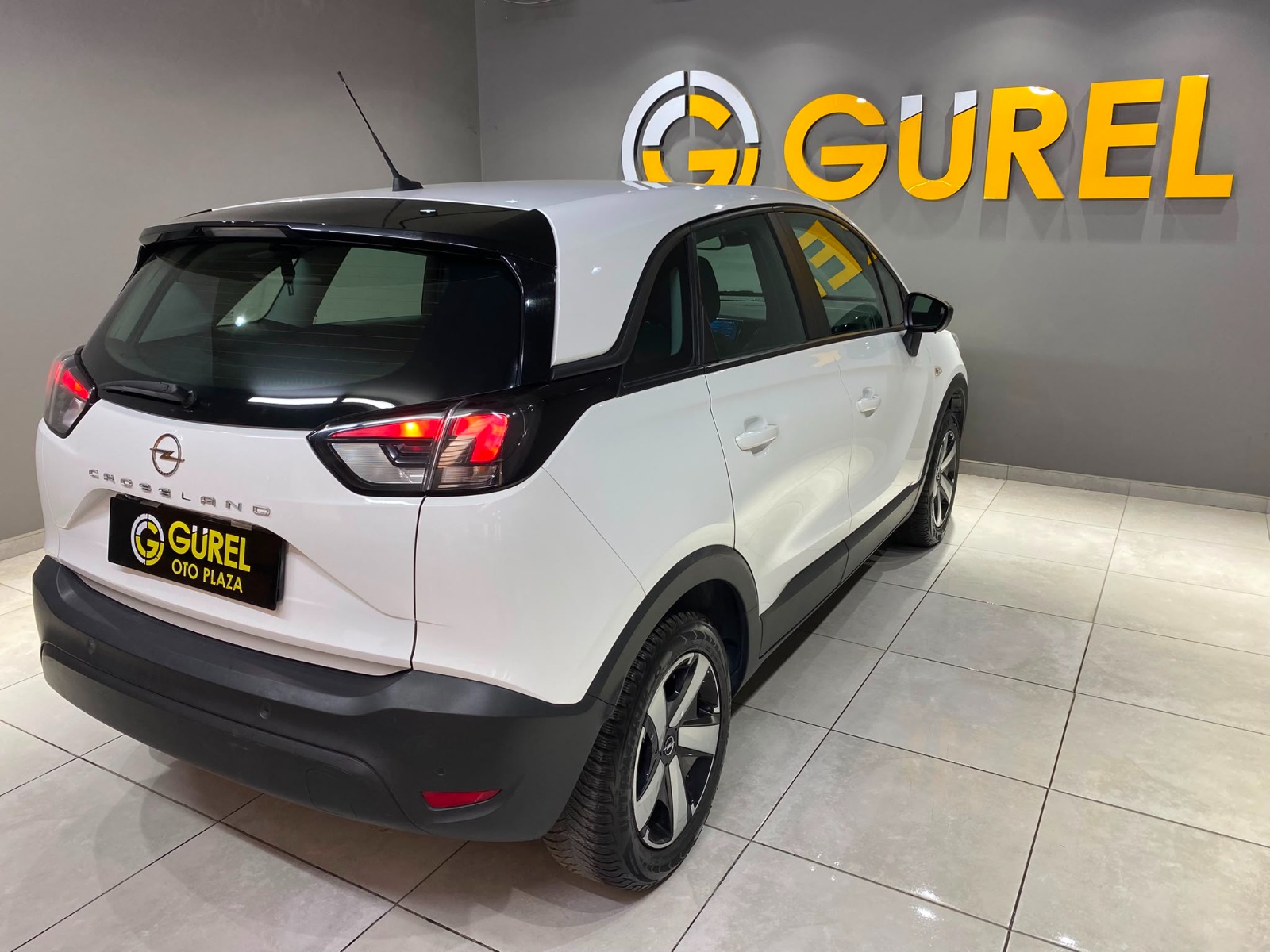 2024 Benzin Otomatik Opel Crossland Beyaz Gürel Tasarım Aksesuar Otomotiv San. Tic. Ltd. Şti.