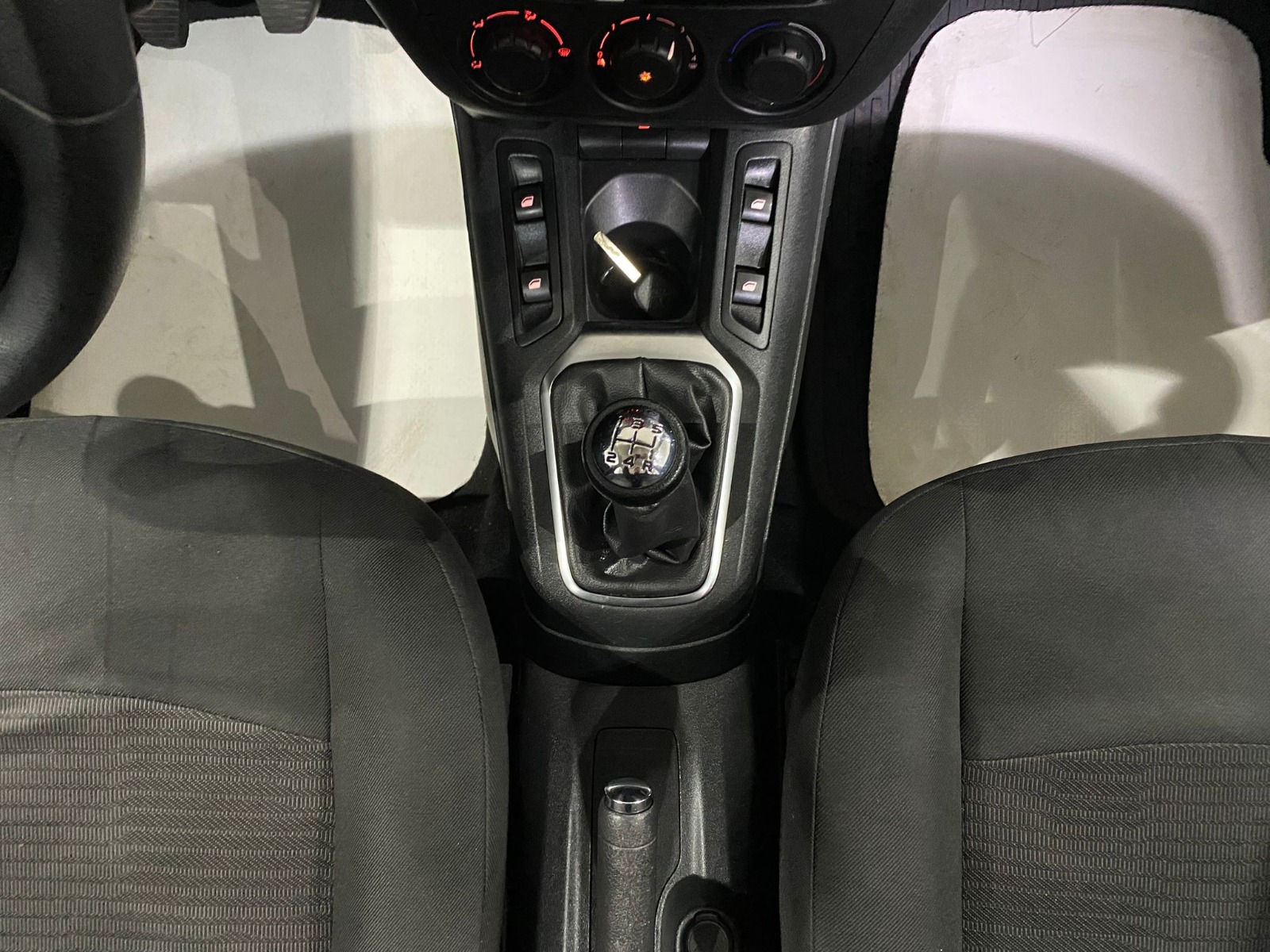 2017 Dizel Manuel Peugeot 301 Gri Gürel Tasarım Aksesuar Otomotiv San. Tic. Ltd. Şti.