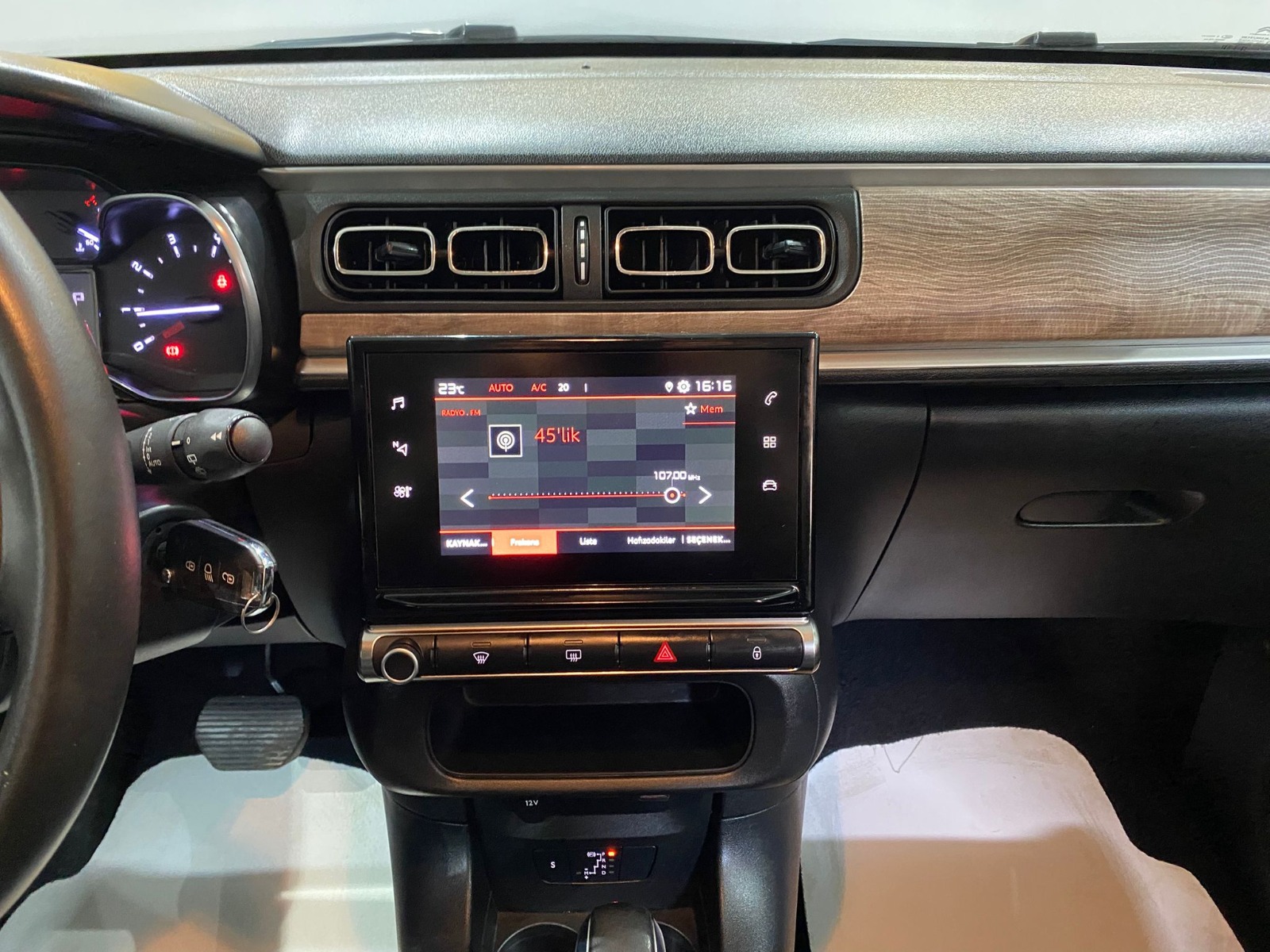 2024 Benzin Otomatik Citroen C3 Mavi Gürel Tasarım Aksesuar Otomotiv San. Tic. Ltd. Şti.