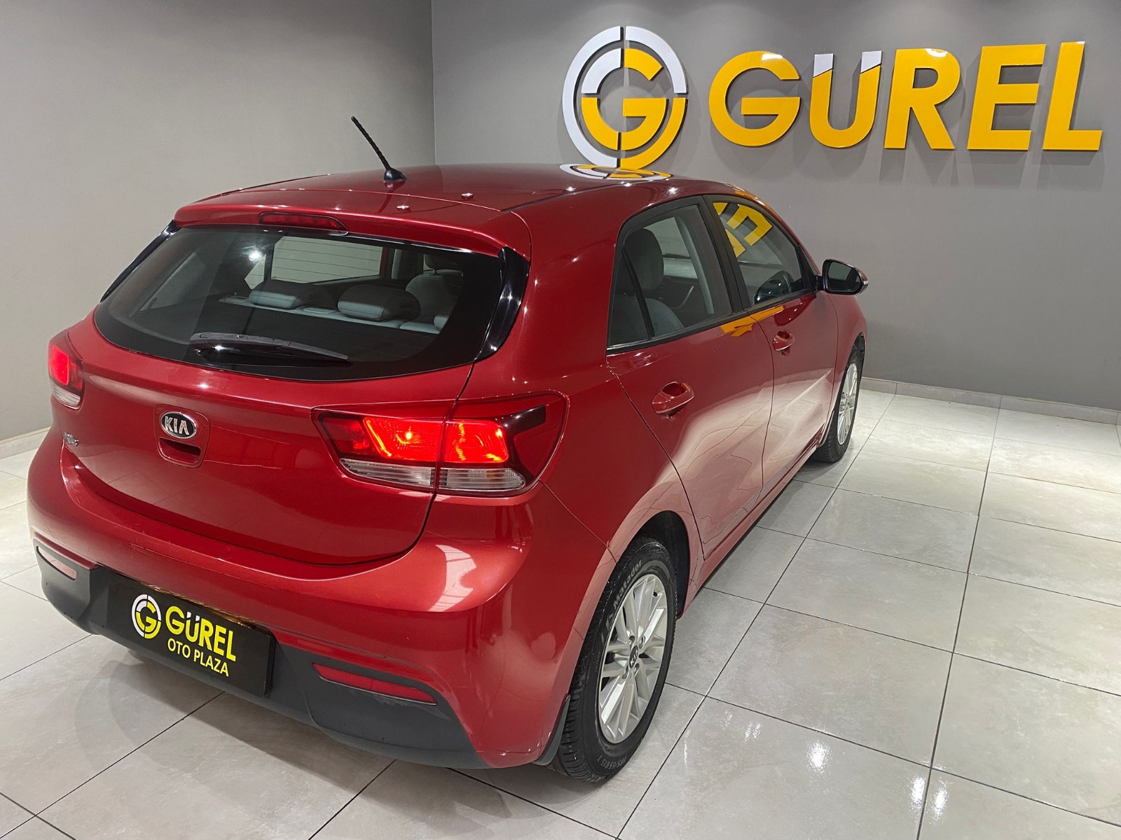 2017 Benzin + LPG Manuel Kia Rio Kırmızı Gürel Tasarım Aksesuar Otomotiv San. Tic. Ltd. Şti.