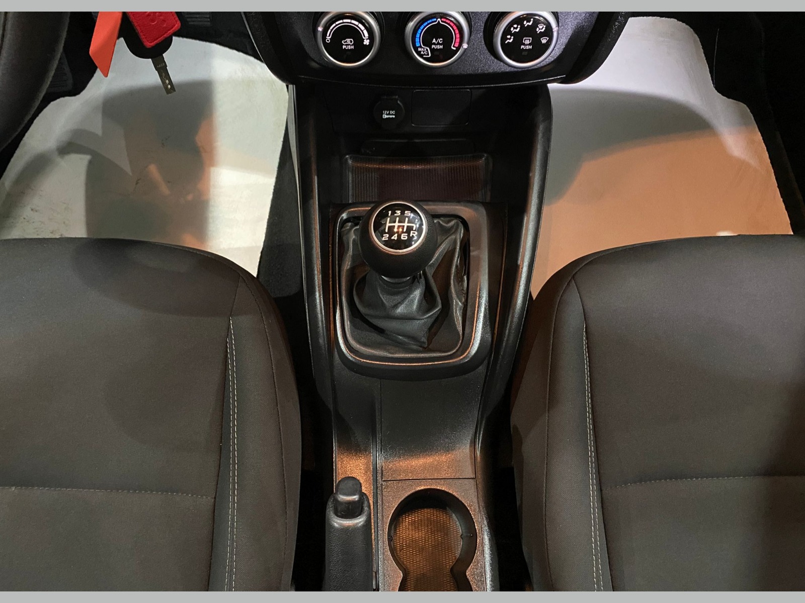 2024 Benzin Manuel Fiat Egea Mavi Gürel Tasarım Aksesuar Otomotiv San. Tic. Ltd. Şti.