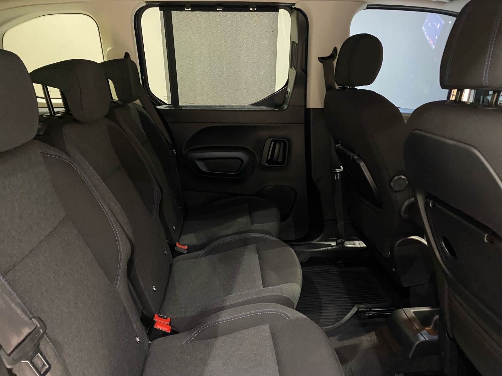 2023 Dizel Otomatik Fiat Doblo Mavi Gürel Tasarım Aksesuar Otomotiv San. Tic. Ltd. Şti.