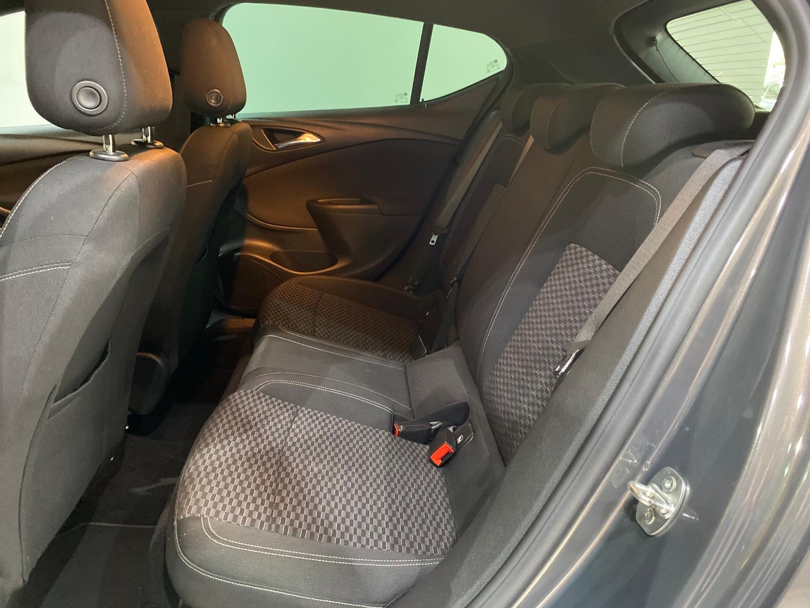2016 Benzin Otomatik Opel Astra Gri Gürel Tasarım Aksesuar Otomotiv San. Tic. Ltd. Şti.