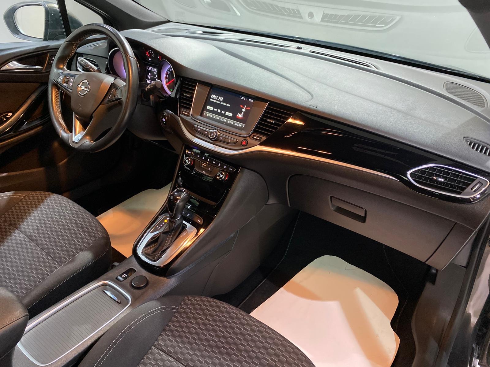 2016 Benzin Otomatik Opel Astra Gri Gürel Tasarım Aksesuar Otomotiv San. Tic. Ltd. Şti.