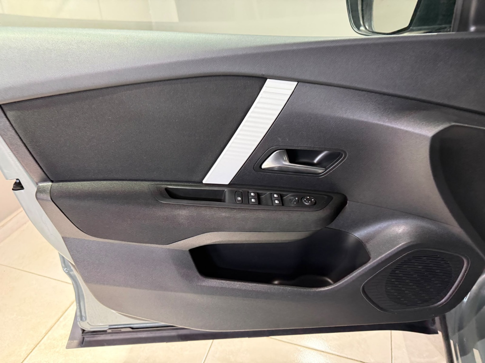 2025 Benzin Otomatik Citroen C4 X Yeşil Gürel Tasarım Aksesuar Otomotiv San. Tic. Ltd. Şti.