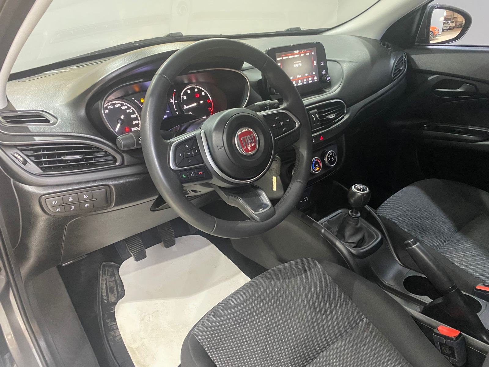 2022 Benzin Manuel Fiat Egea Gri Gürel Tasarım Aksesuar Otomotiv San. Tic. Ltd. Şti.