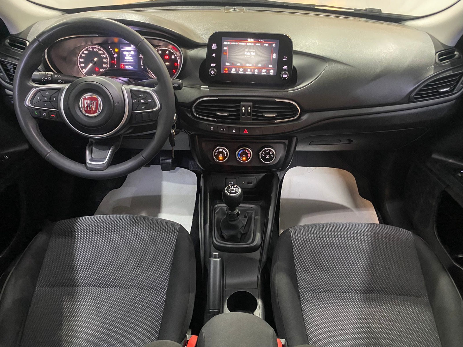 2022 Benzin Manuel Fiat Egea Gri Gürel Tasarım Aksesuar Otomotiv San. Tic. Ltd. Şti.