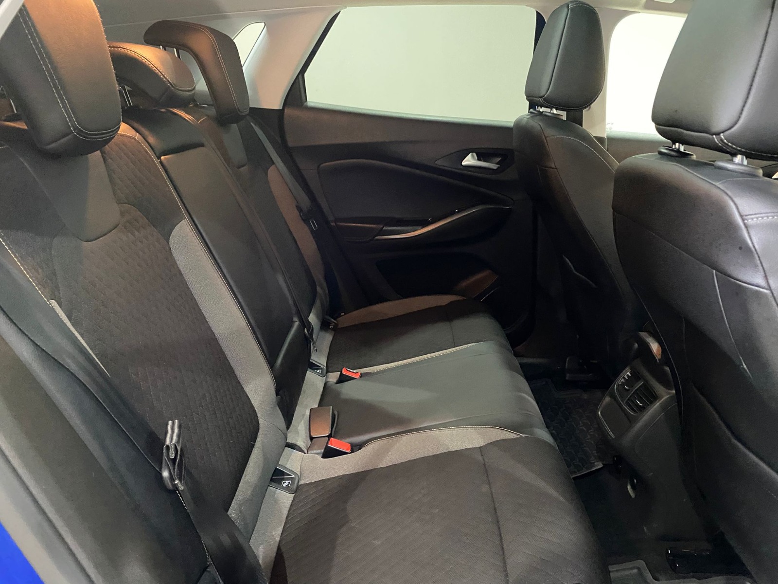 2020 Benzin Otomatik Opel Grandland X Mavi Gürel Tasarım Aksesuar Otomotiv San. Tic. Ltd. Şti.