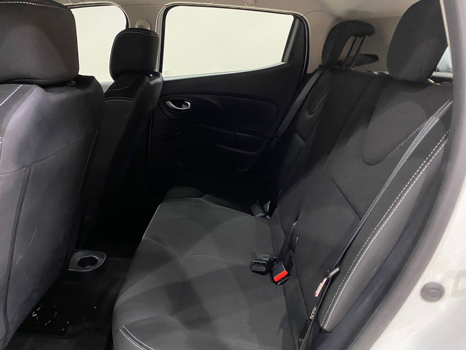 TaksitliOto.Net | 2.El Renault Clio Hatchback 0.9 TCe Joy | Manuel & Benzin | Beyaz | İzmir.2el 2020 Benzin Manuel Renault Clio Beyaz Gürel Tasarım Aksesuar Otomotiv San. Tic. Ltd. Şti.