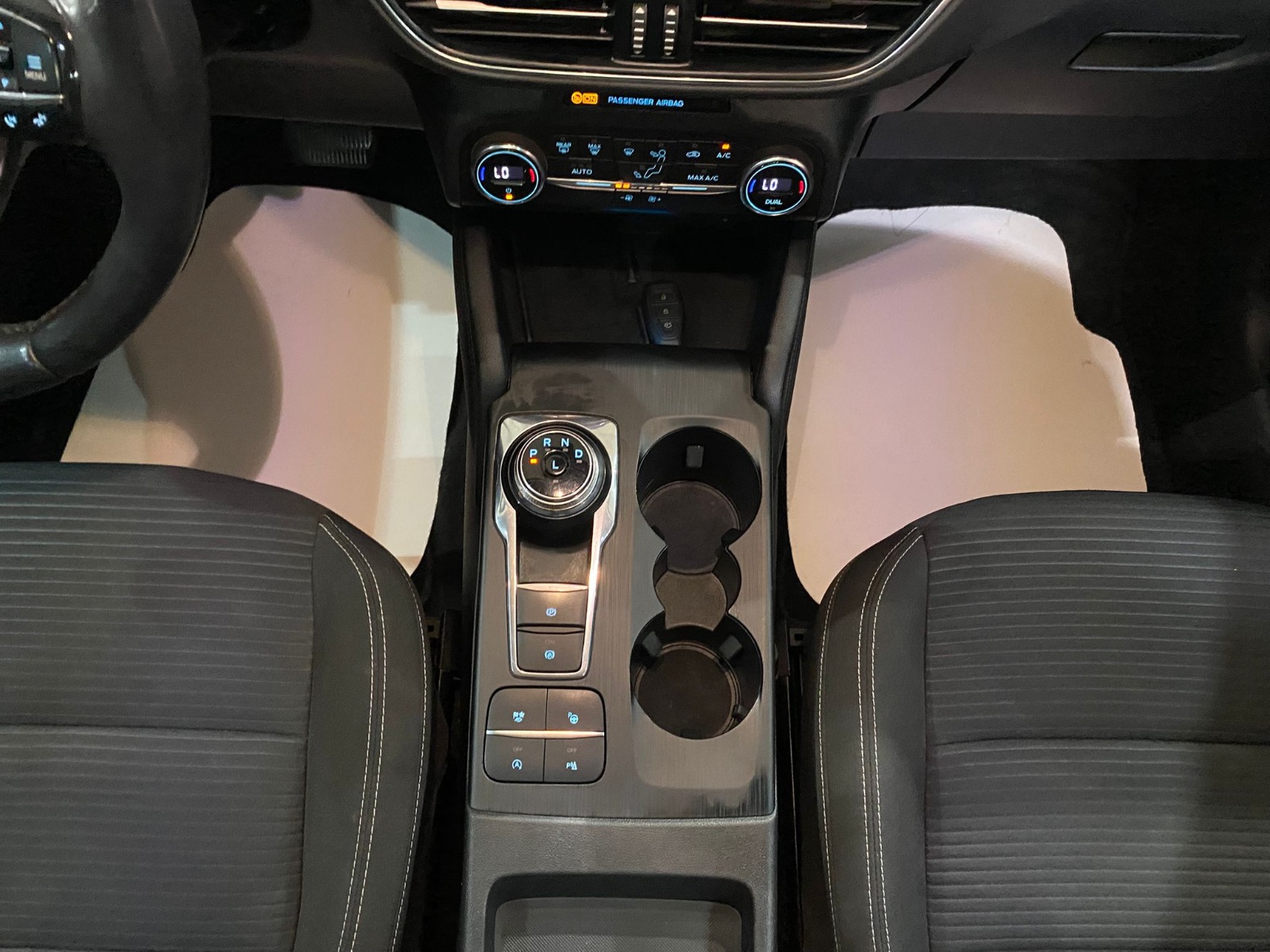 2020 Dizel Otomatik Ford Kuga Gri Gürel Tasarım Aksesuar Otomotiv San. Tic. Ltd. Şti.