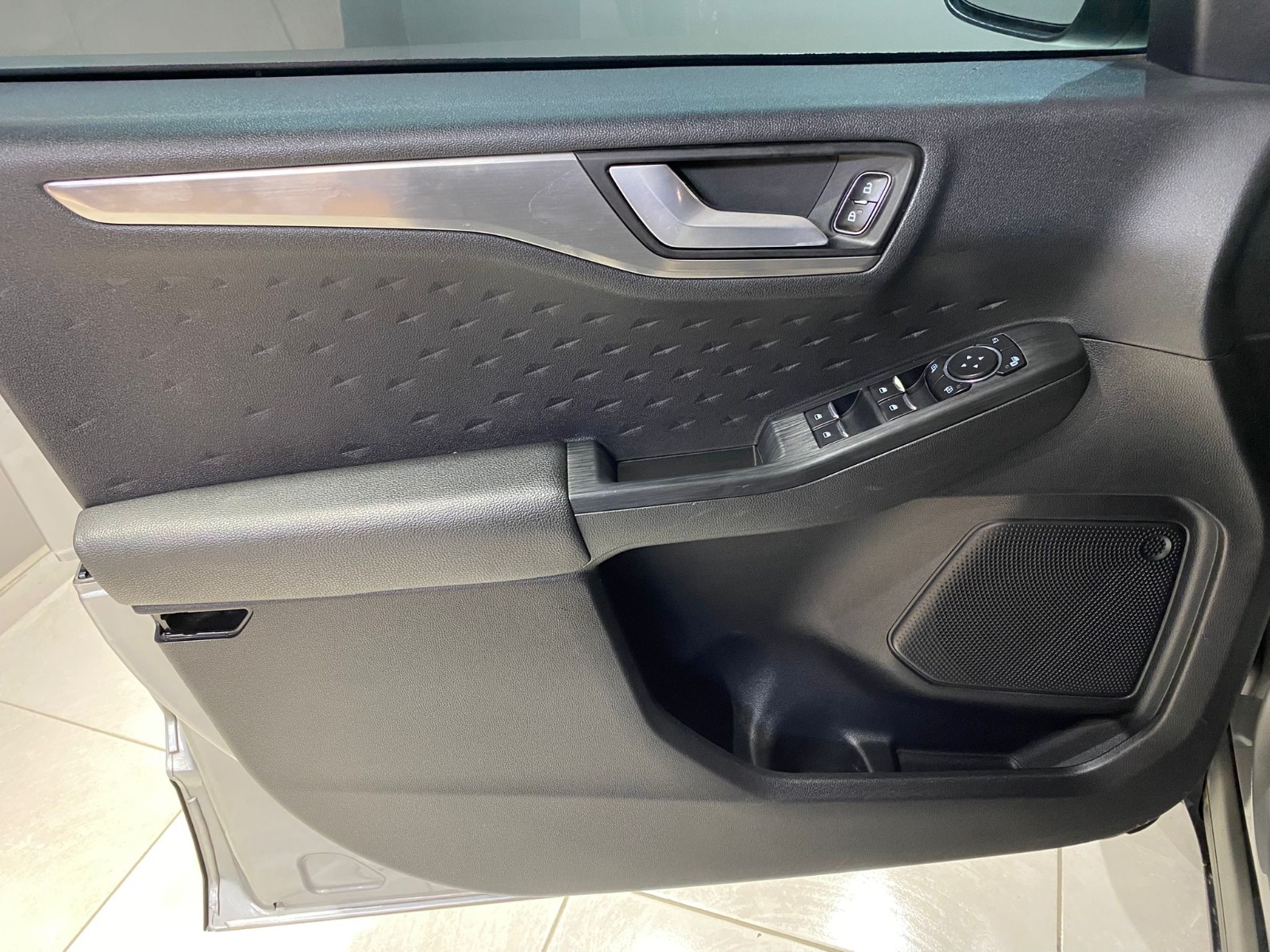 2020 Dizel Otomatik Ford Kuga Gri Gürel Tasarım Aksesuar Otomotiv San. Tic. Ltd. Şti.