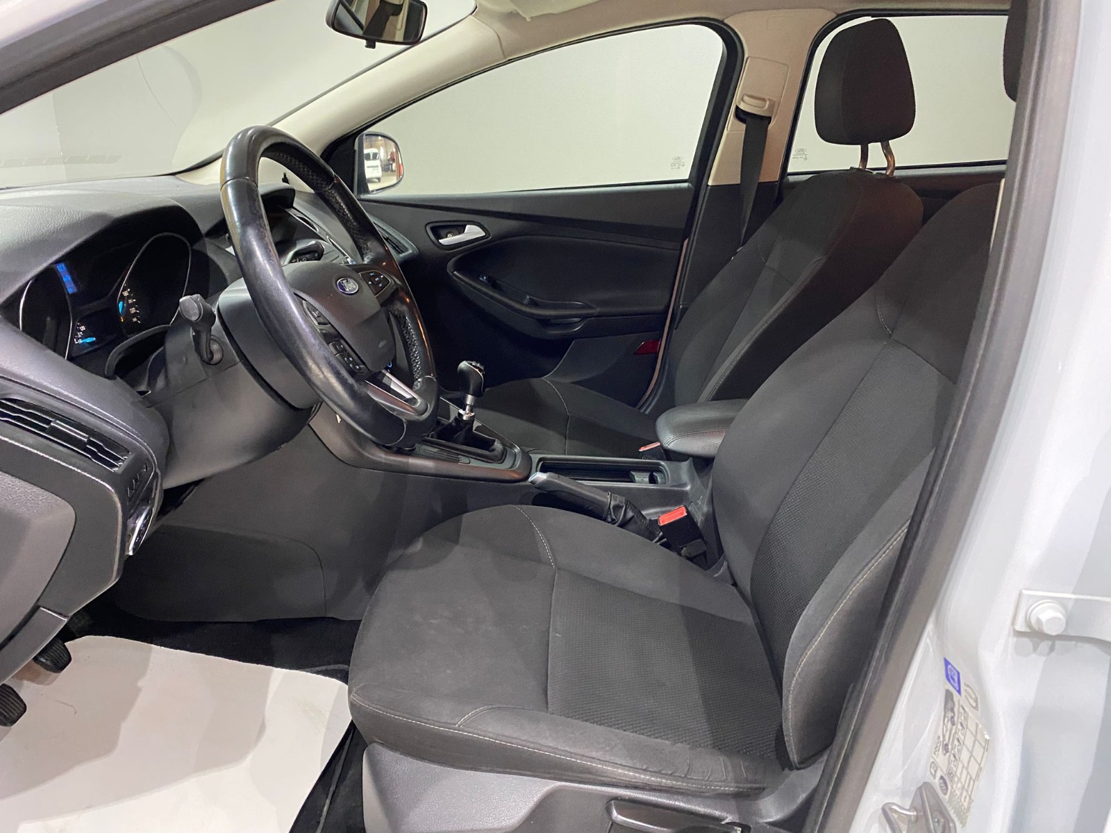 2016 Dizel Manuel Ford Focus Beyaz Gürel Tasarım Aksesuar Otomotiv San. Tic. Ltd. Şti.