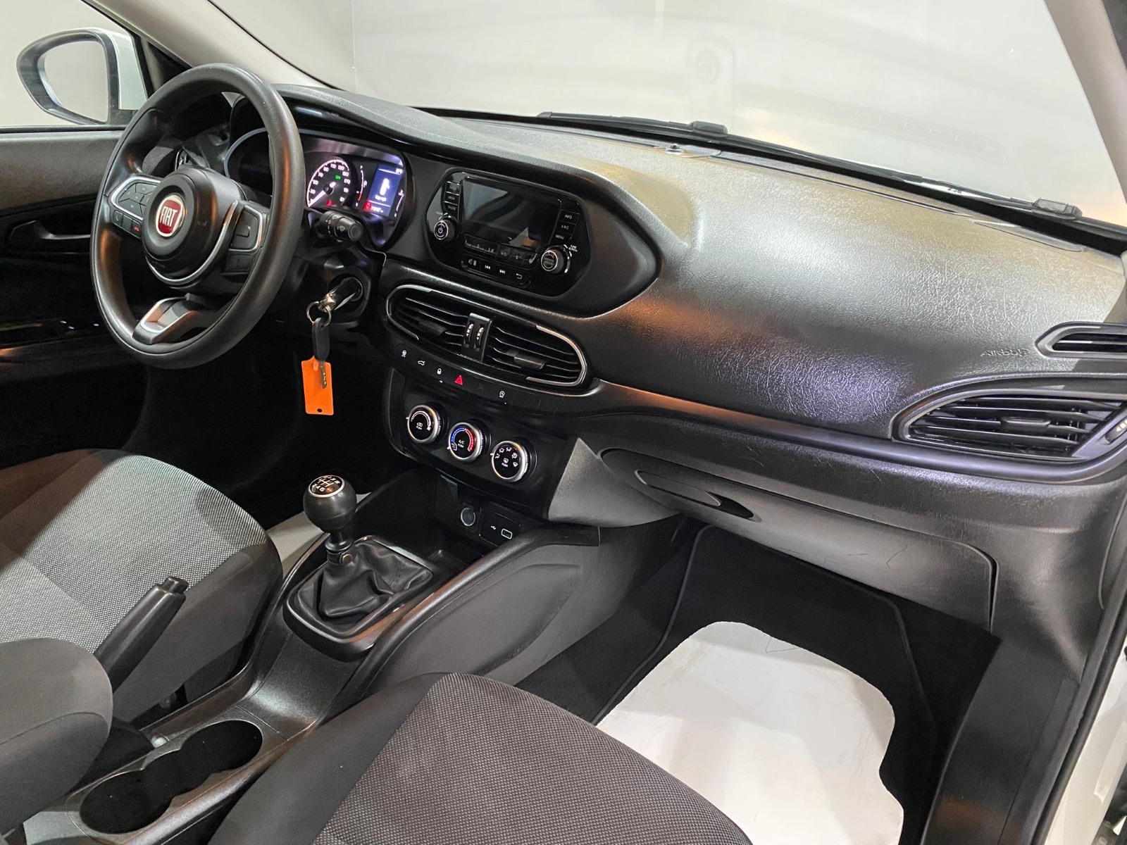 2021 Dizel Manuel Fiat Egea Beyaz Gürel Tasarım Aksesuar Otomotiv San. Tic. Ltd. Şti.