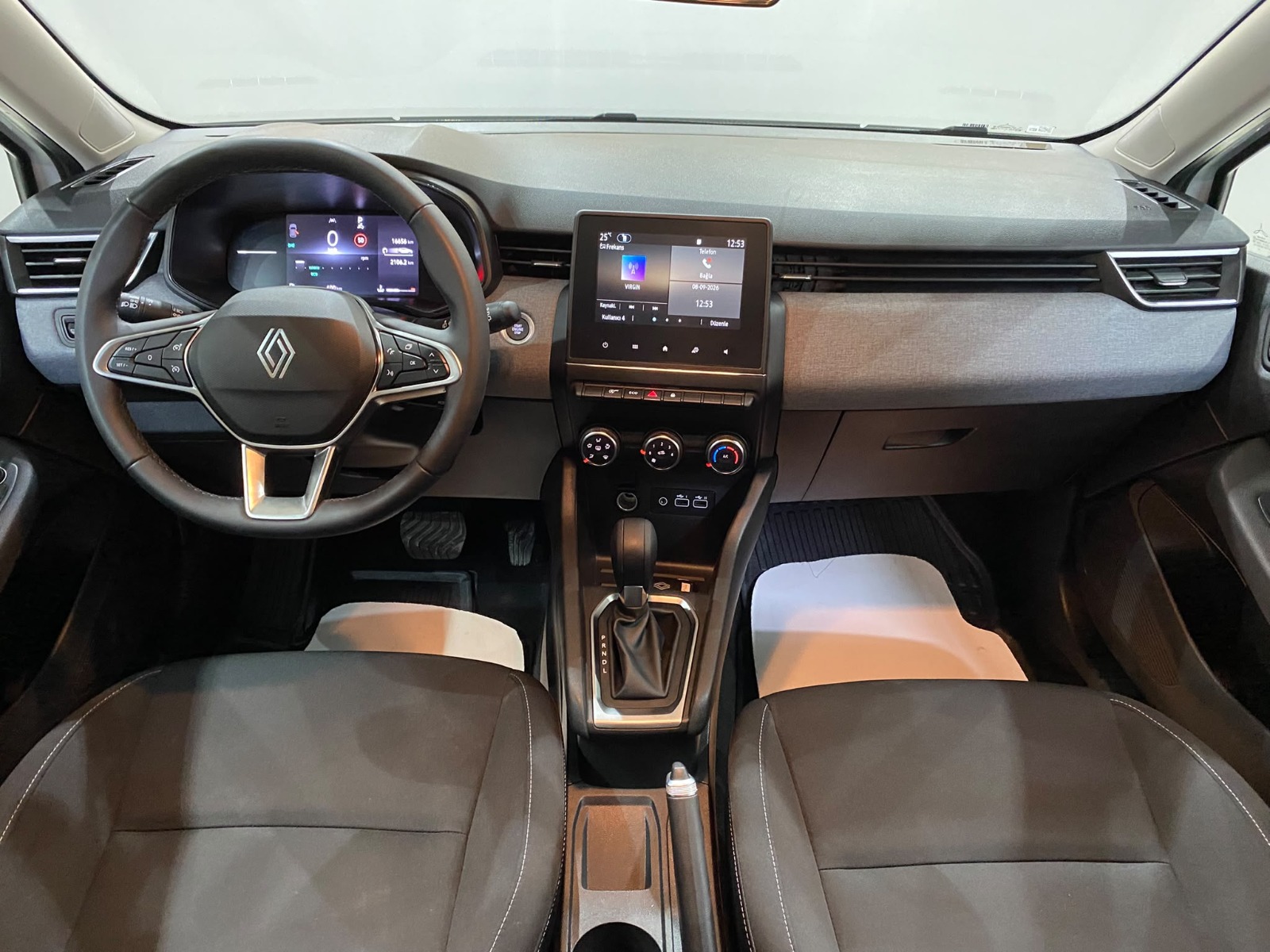 2026 Benzin Otomatik Renault Clio Beyaz Gürel Tasarım Aksesuar Otomotiv San. Tic. Ltd. Şti.
