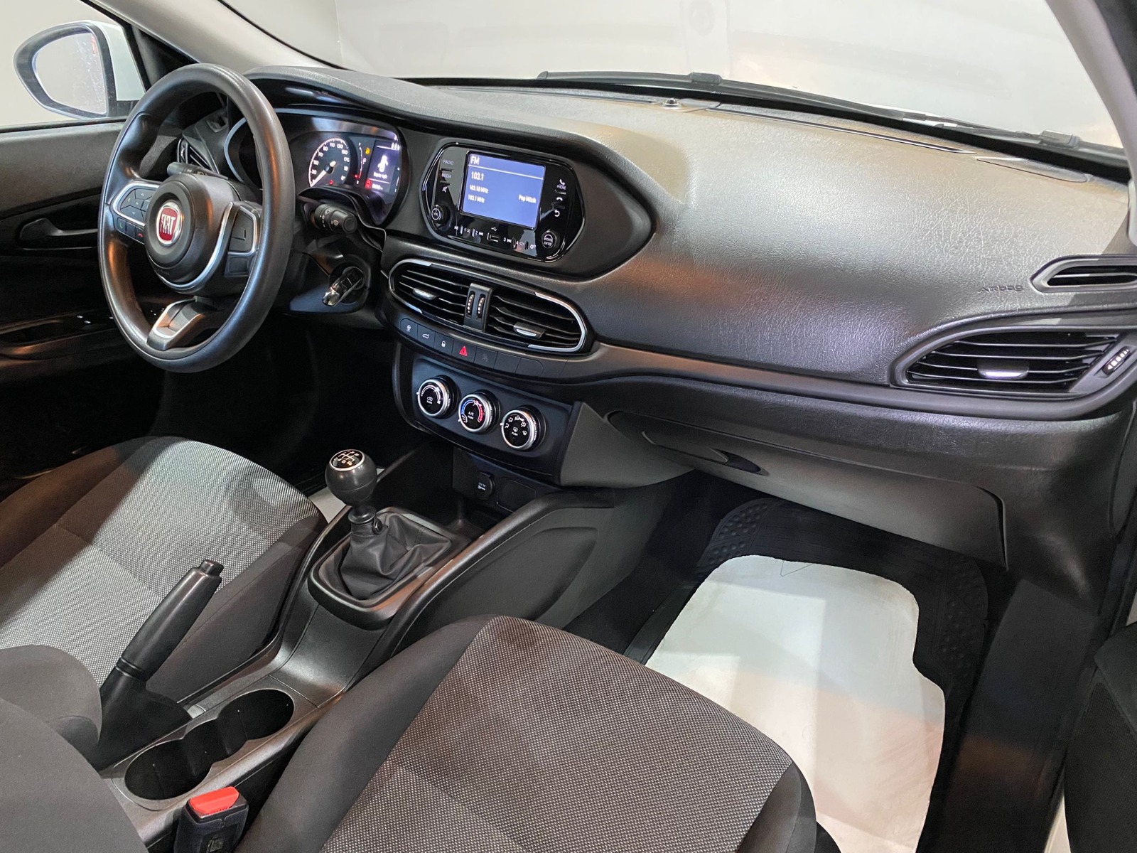 2023 Benzin Manuel Fiat Egea Beyaz Gürel Tasarım Aksesuar Otomotiv San. Tic. Ltd. Şti.