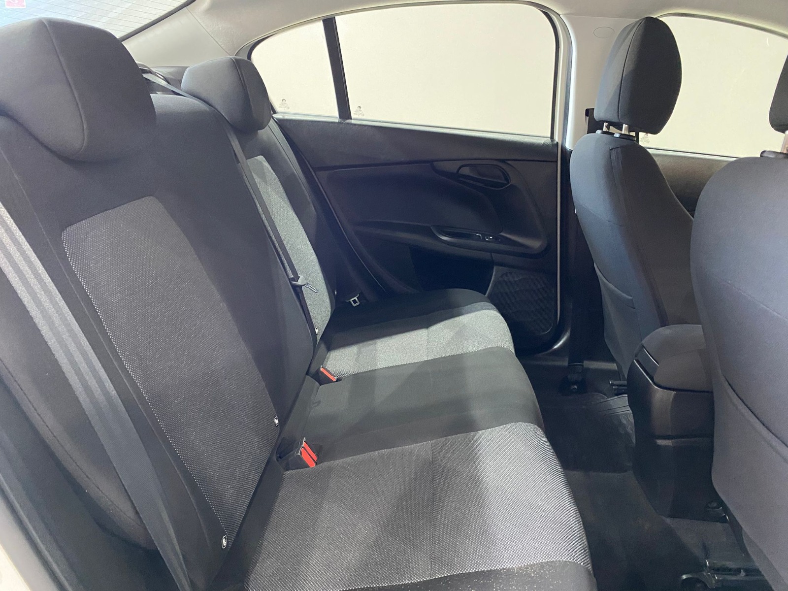 2023 Benzin Manuel Fiat Egea Beyaz Gürel Tasarım Aksesuar Otomotiv San. Tic. Ltd. Şti.