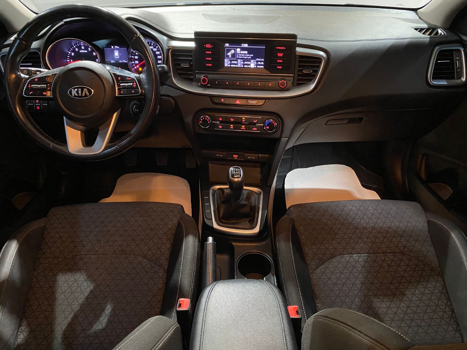 2019 Benzin Manuel Kia Cee'd Mavi Gürel Tasarım Aksesuar Otomotiv San. Tic. Ltd. Şti.