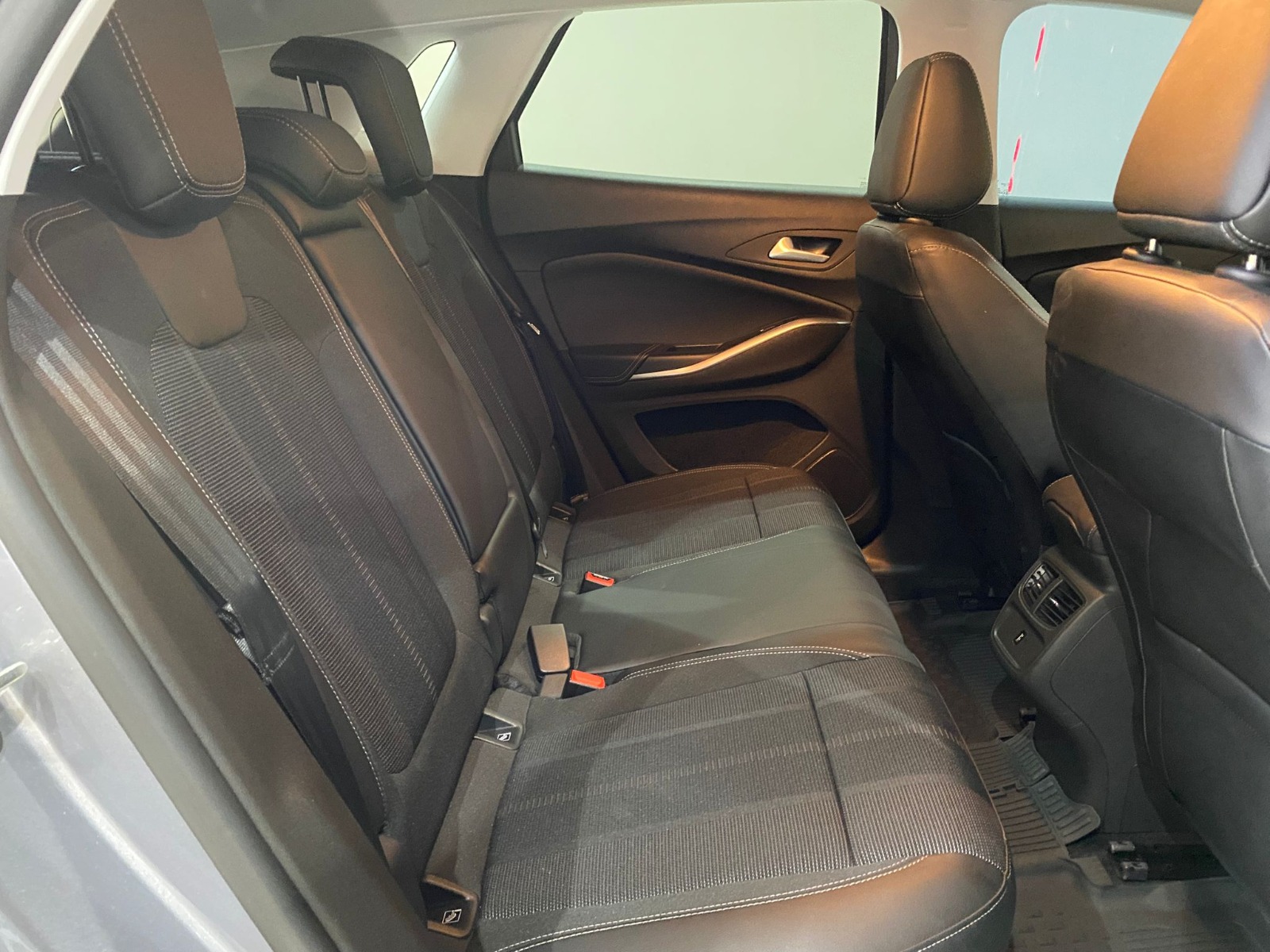 2024 Benzin Otomatik Opel Grandland Gri Gürel Tasarım Aksesuar Otomotiv San. Tic. Ltd. Şti.