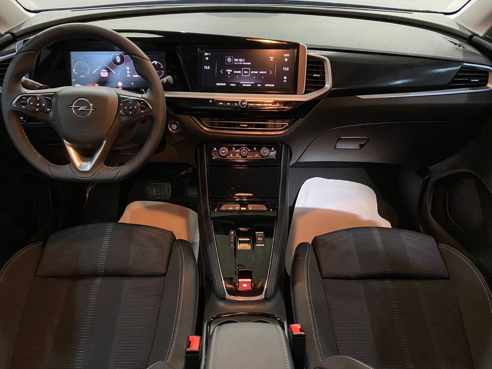2024 Benzin Otomatik Opel Grandland Gri Gürel Tasarım Aksesuar Otomotiv San. Tic. Ltd. Şti.