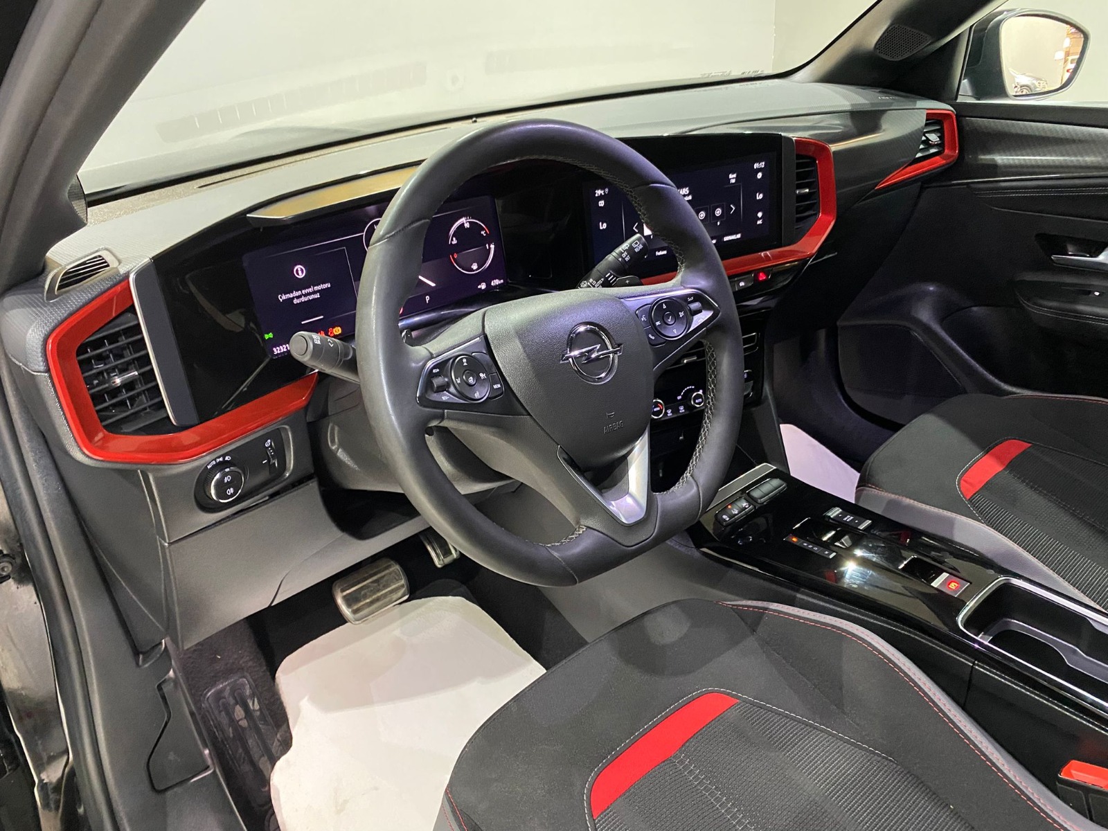 2024 Benzin Otomatik Opel Mokka Siyah Gürel Tasarım Aksesuar Otomotiv San. Tic. Ltd. Şti.