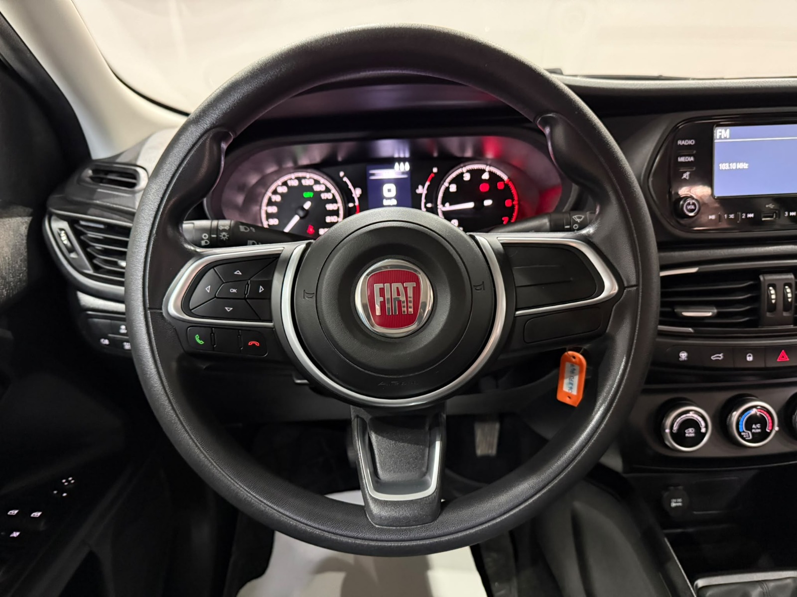 2024 Dizel Manuel Fiat Egea Beyaz Gürel Tasarım Aksesuar Otomotiv San. Tic. Ltd. Şti.