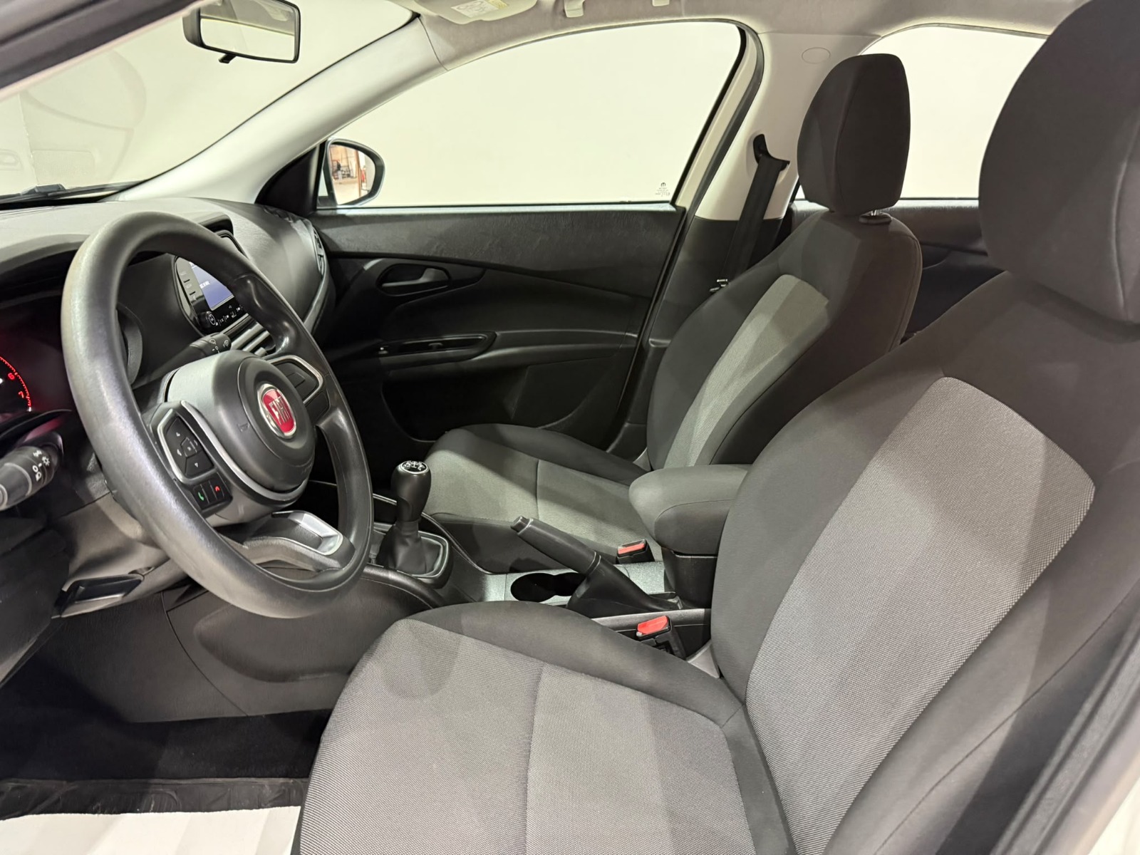 2024 Dizel Manuel Fiat Egea Beyaz Gürel Tasarım Aksesuar Otomotiv San. Tic. Ltd. Şti.