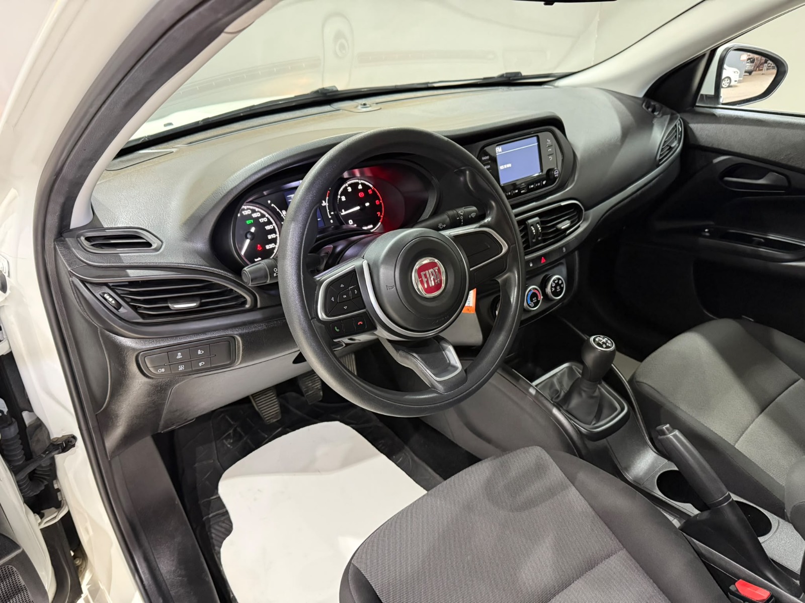 2024 Dizel Manuel Fiat Egea Beyaz Gürel Tasarım Aksesuar Otomotiv San. Tic. Ltd. Şti.