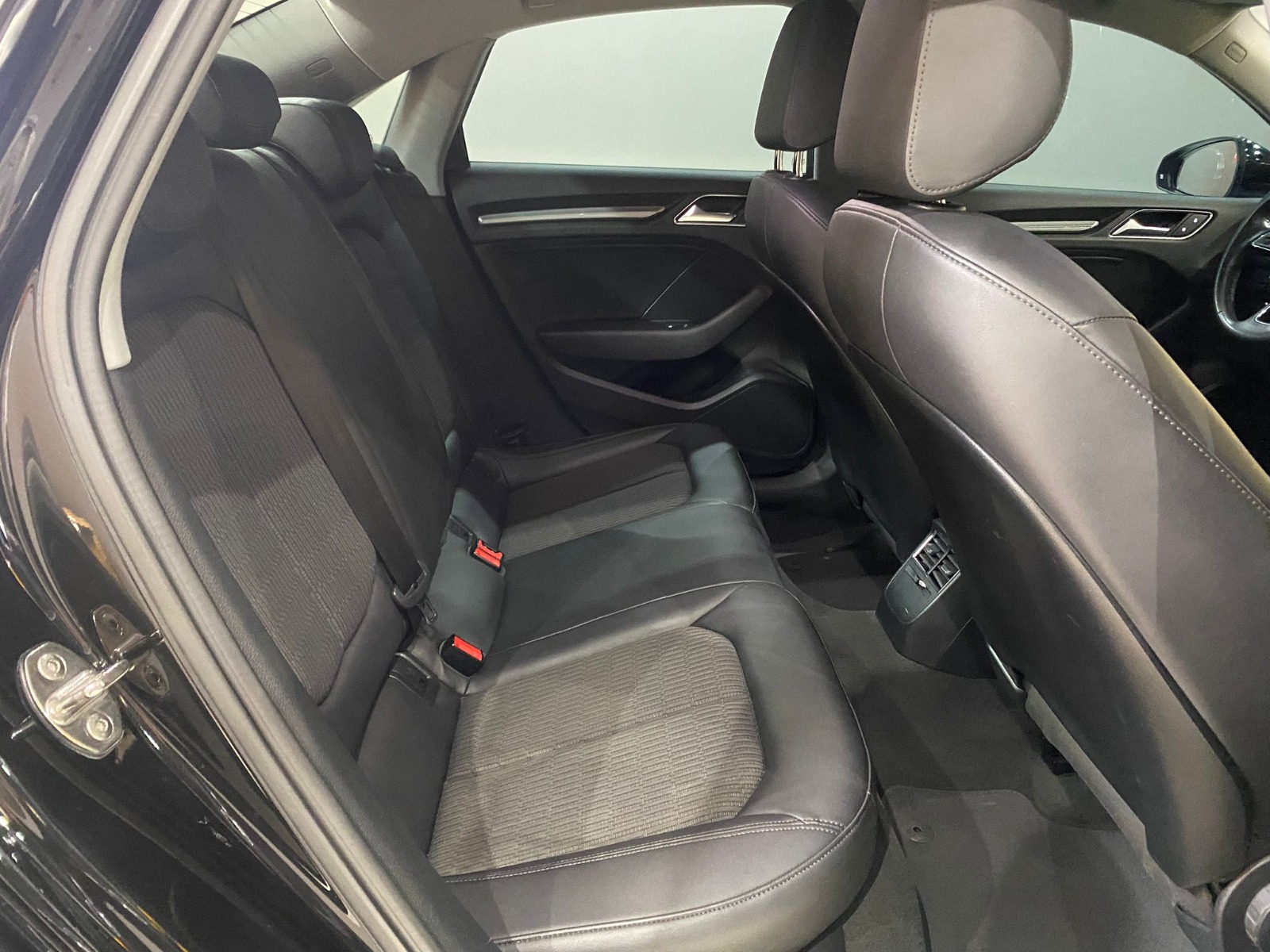 2018 Dizel Otomatik Audi A3 Siyah Gürel Tasarım Aksesuar Otomotiv San. Tic. Ltd. Şti.