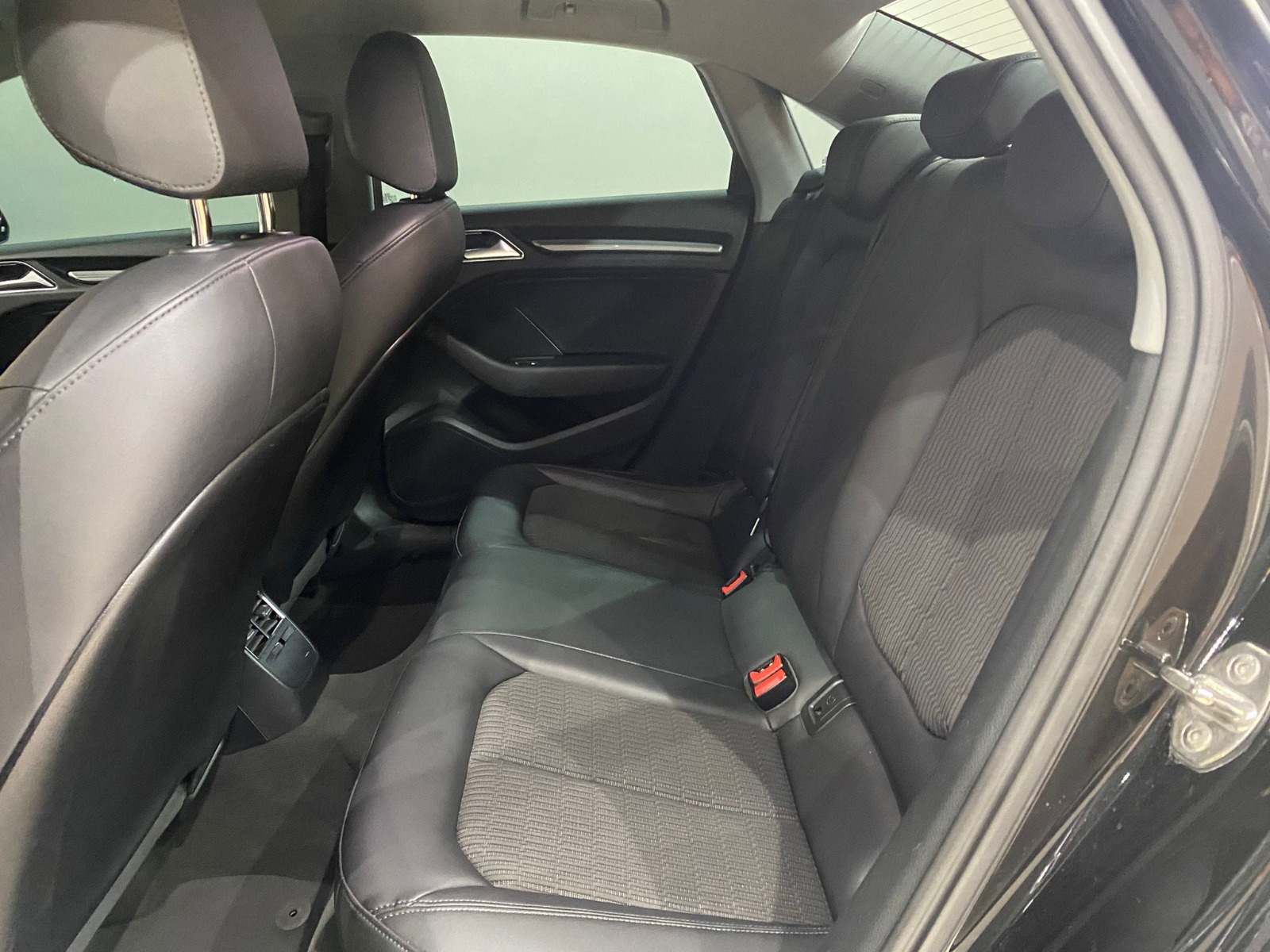 2018 Dizel Otomatik Audi A3 Siyah Gürel Tasarım Aksesuar Otomotiv San. Tic. Ltd. Şti.