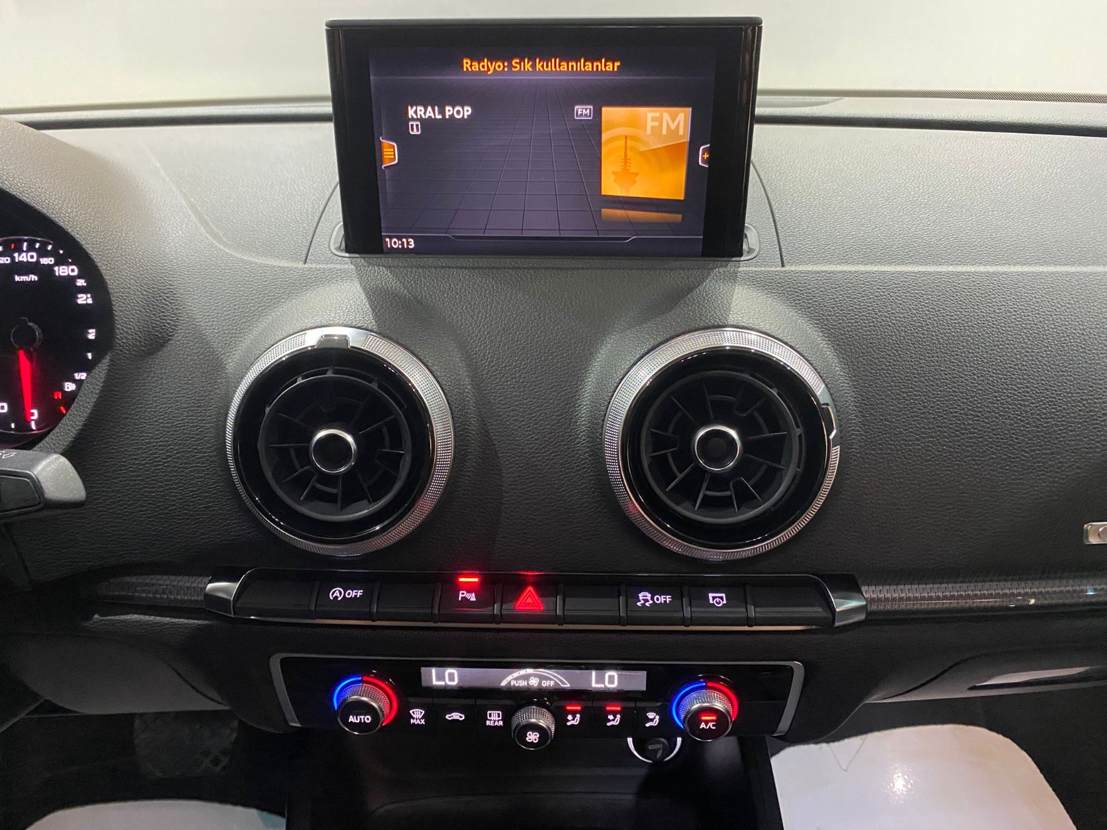 2018 Dizel Otomatik Audi A3 Siyah Gürel Tasarım Aksesuar Otomotiv San. Tic. Ltd. Şti.