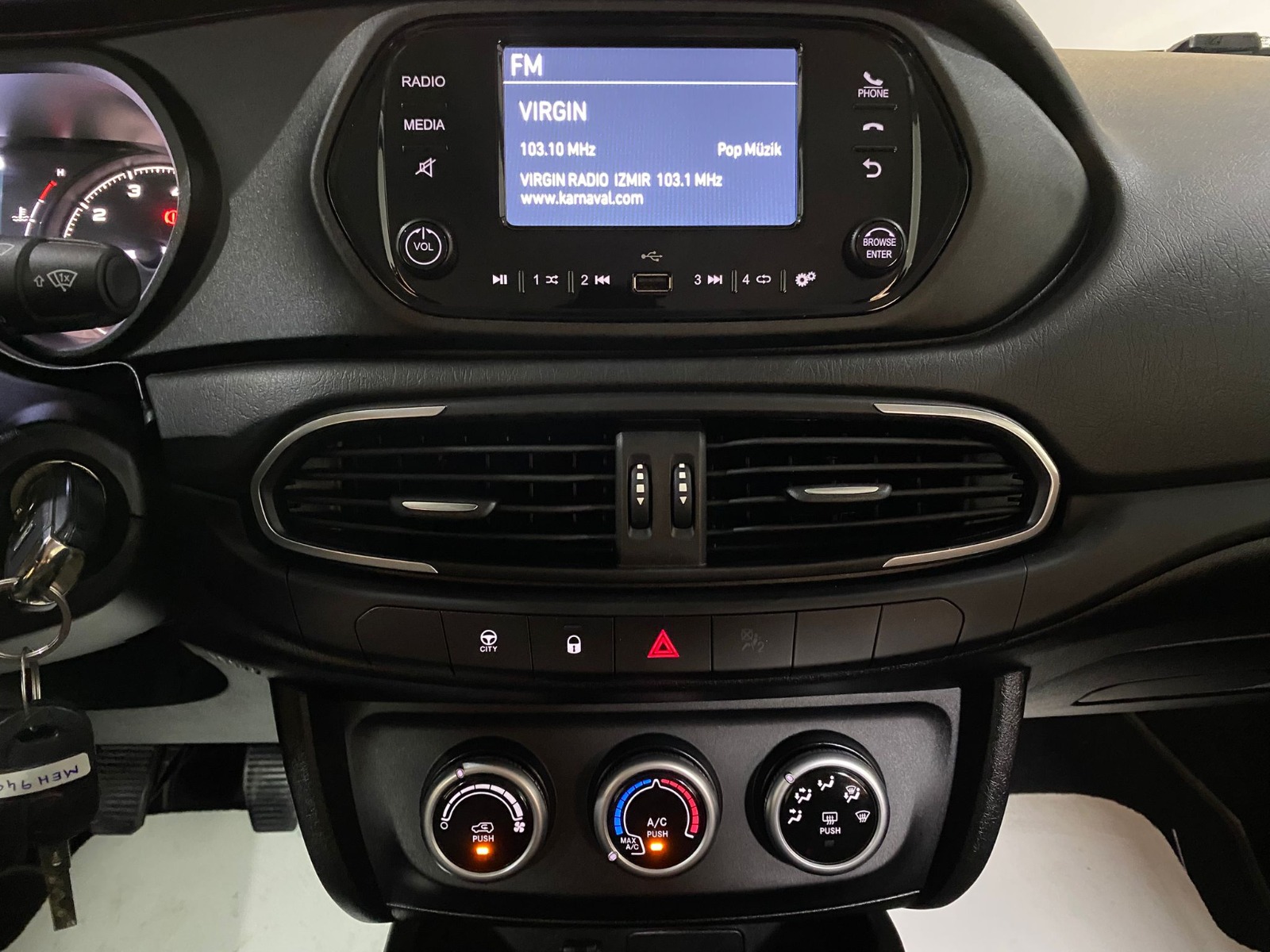 2024 Benzin Manuel Fiat Egea Beyaz Gürel Tasarım Aksesuar Otomotiv San. Tic. Ltd. Şti.