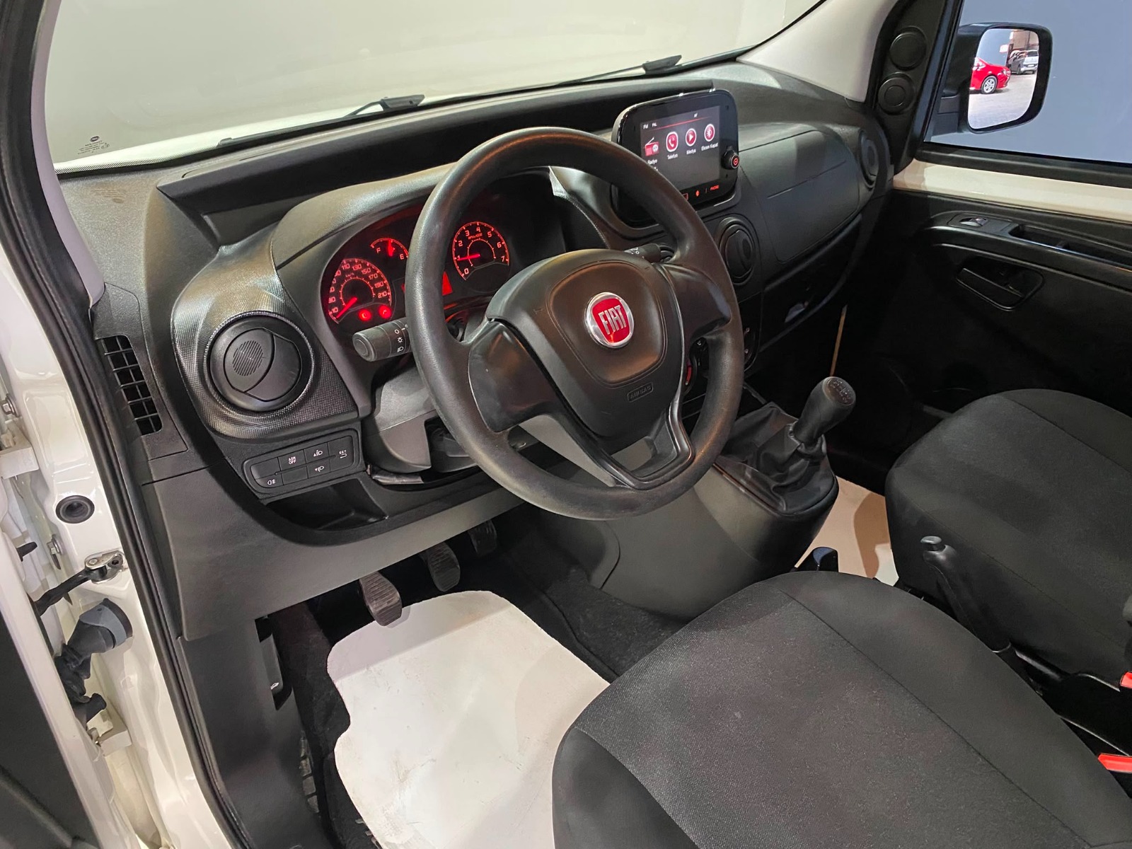 2023 Dizel Manuel Fiat Fiorino Combi Beyaz Gürel Tasarım Aksesuar Otomotiv San. Tic. Ltd. Şti.