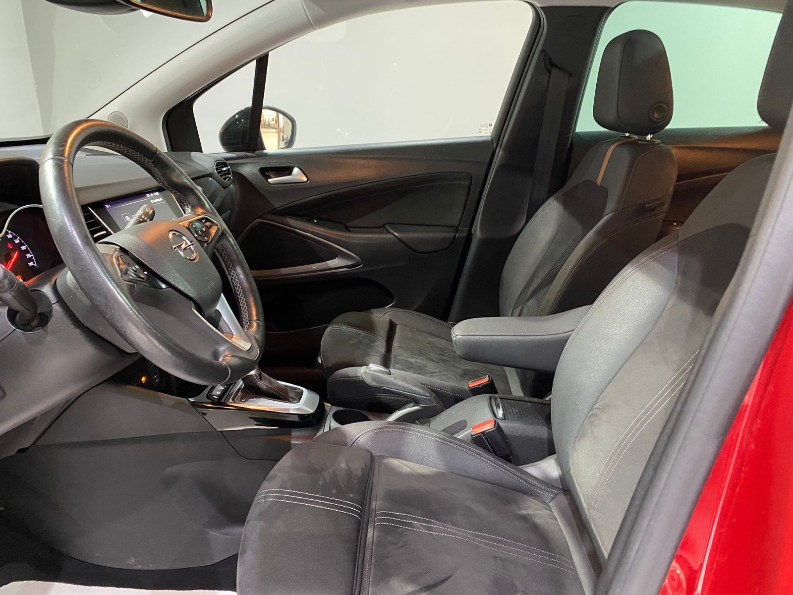 2020 Benzin Otomatik Opel Crossland Kırmızı Gürel Tasarım Aksesuar Otomotiv San. Tic. Ltd. Şti.