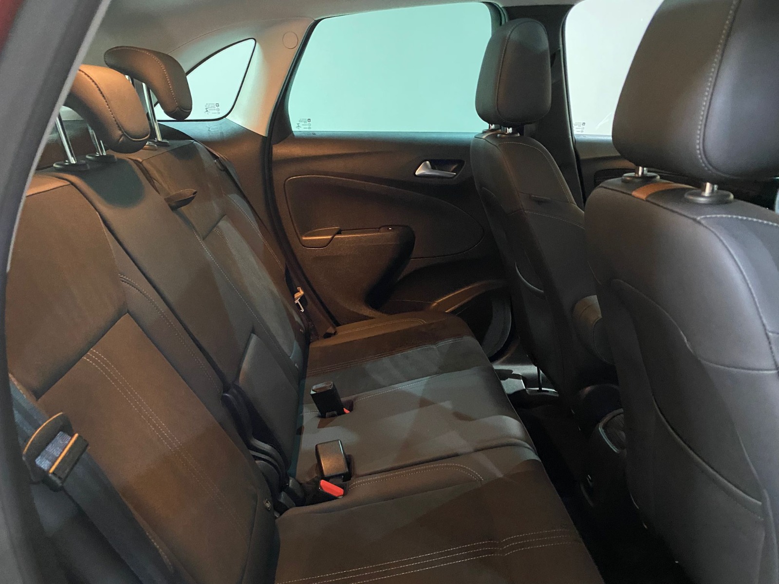 2020 Benzin Otomatik Opel Crossland Kırmızı Gürel Tasarım Aksesuar Otomotiv San. Tic. Ltd. Şti.