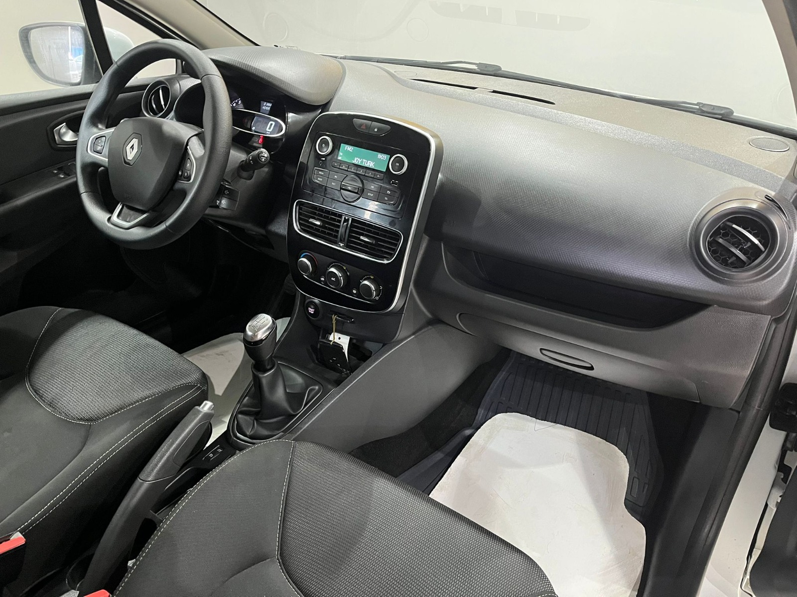 2020 Benzin Manuel Renault Clio Beyaz Gürel Tasarım Aksesuar Otomotiv San. Tic. Ltd. Şti.