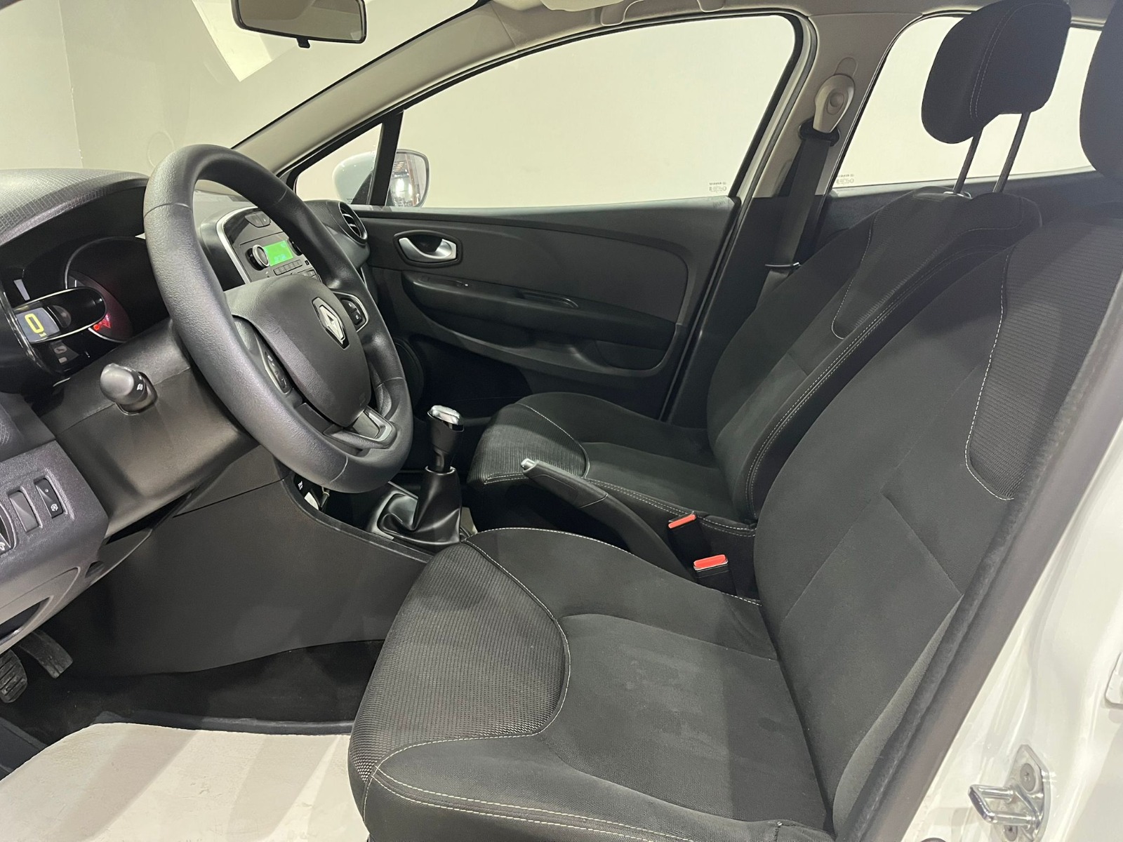 2020 Benzin Manuel Renault Clio Beyaz Gürel Tasarım Aksesuar Otomotiv San. Tic. Ltd. Şti.