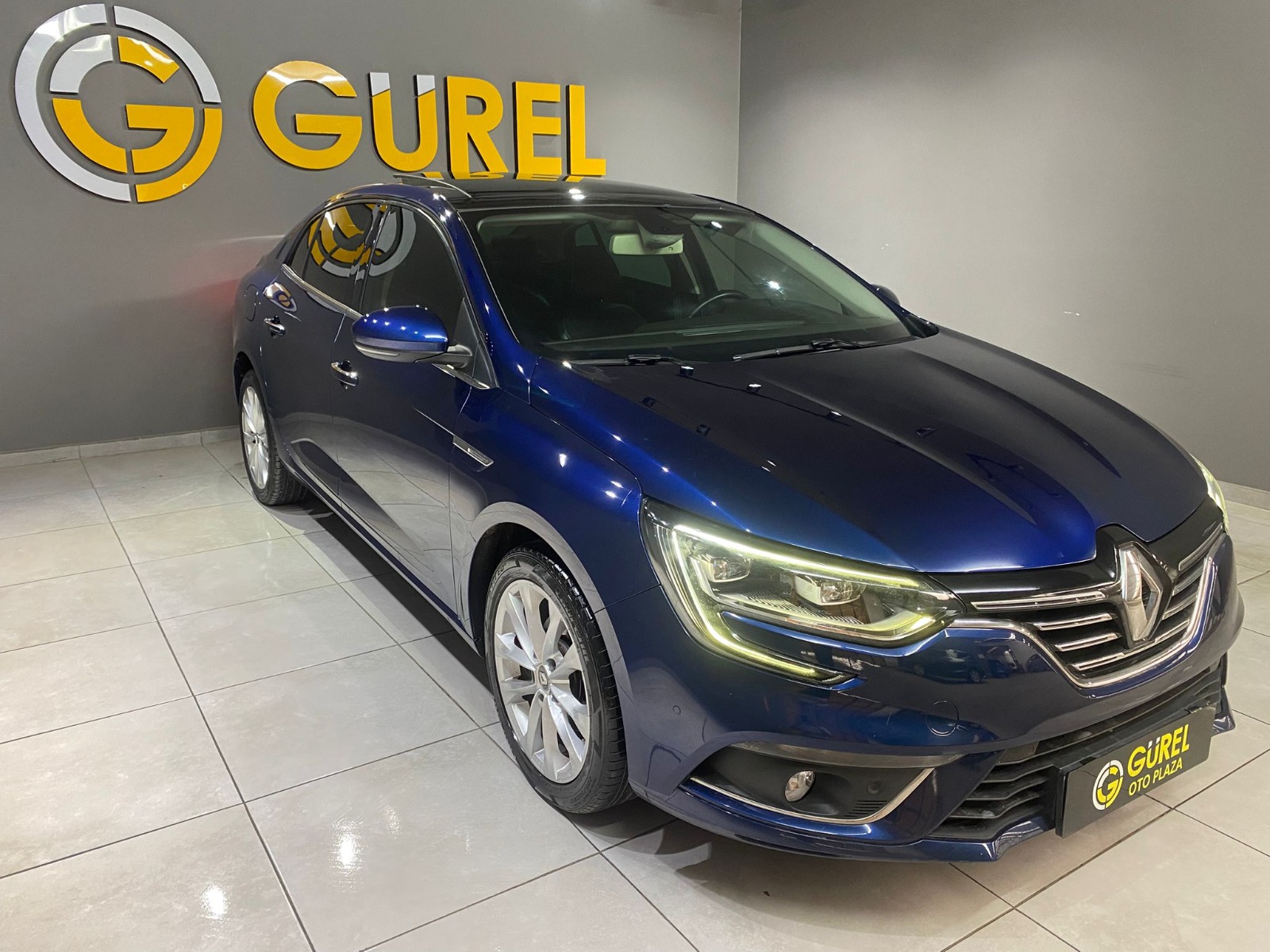 2020 Benzin Otomatik Renault Megane Mavi Gürel Tasarım Aksesuar Otomotiv San. Tic. Ltd. Şti.
