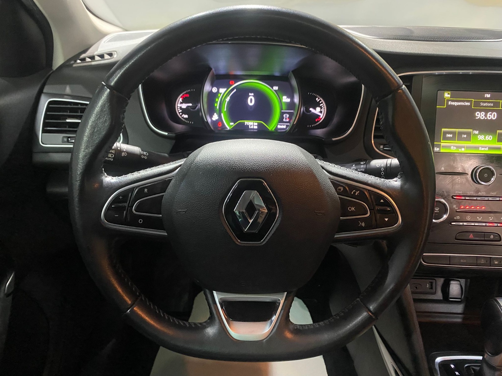 2020 Benzin Otomatik Renault Megane Mavi Gürel Tasarım Aksesuar Otomotiv San. Tic. Ltd. Şti.
