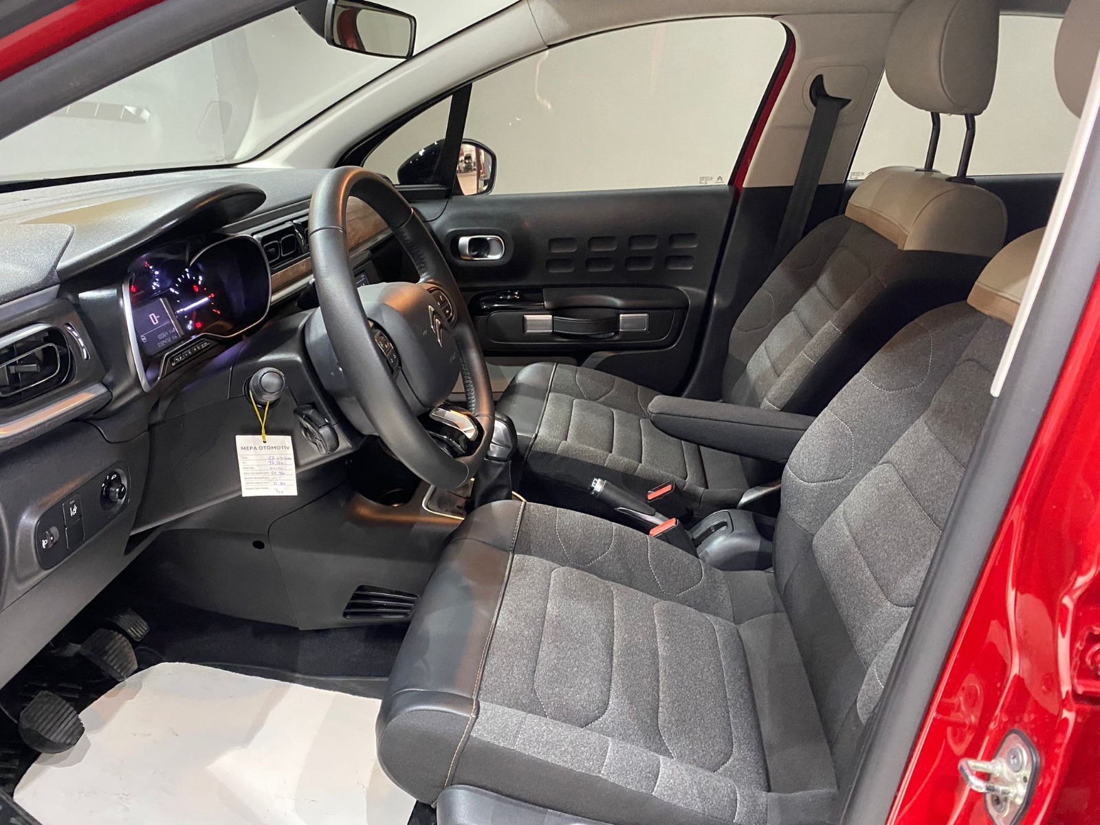 2023 Benzin Manuel Citroen C3 Kırmızı Gürel Tasarım Aksesuar Otomotiv San. Tic. Ltd. Şti.