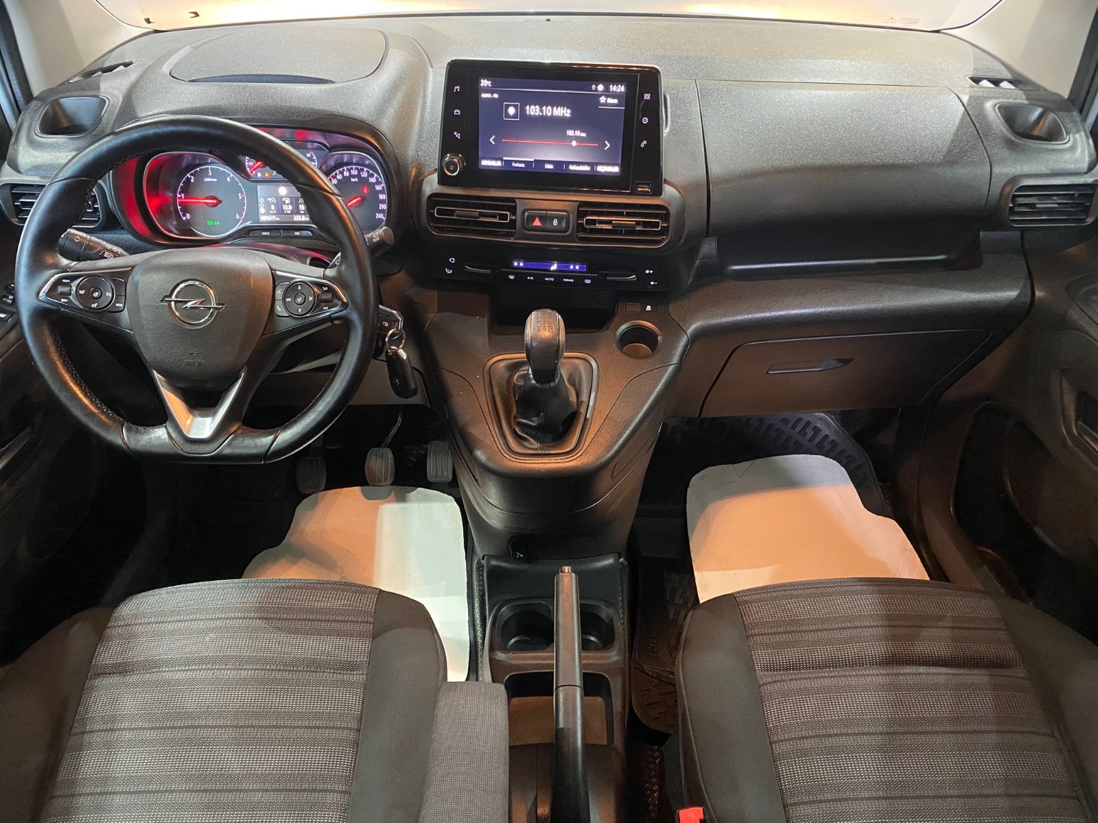 2019 Dizel Manuel Opel Combo Gri Gürel Tasarım Aksesuar Otomotiv San. Tic. Ltd. Şti.