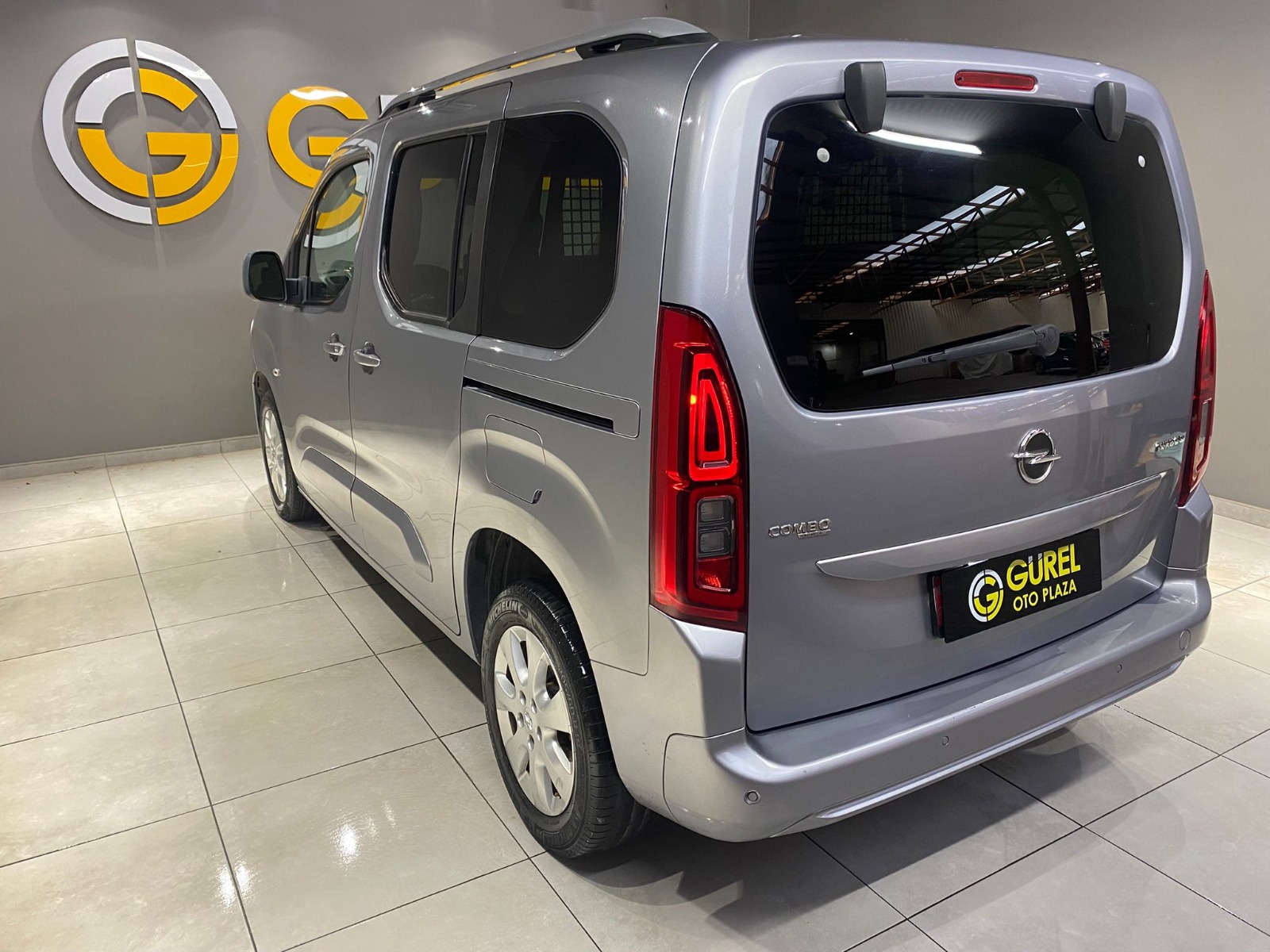 2019 Dizel Manuel Opel Combo Gri Gürel Tasarım Aksesuar Otomotiv San. Tic. Ltd. Şti.