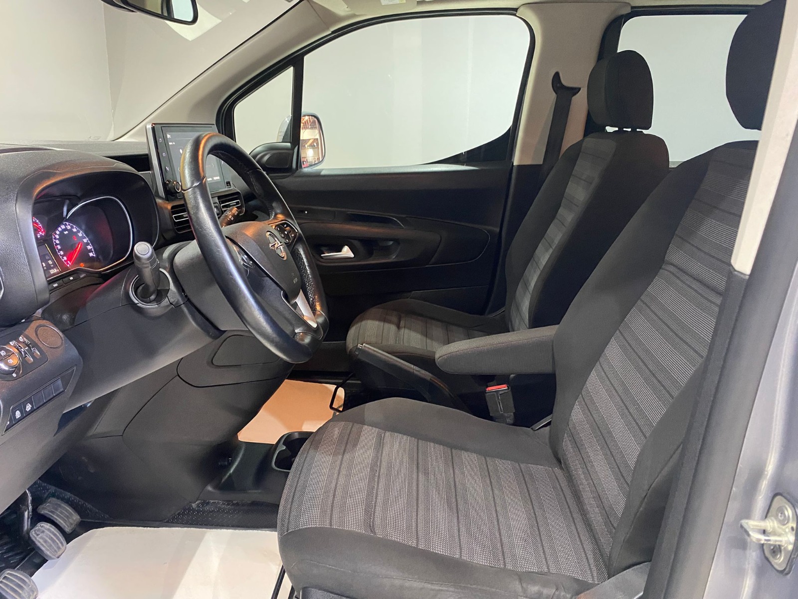 2019 Dizel Manuel Opel Combo Gri Gürel Tasarım Aksesuar Otomotiv San. Tic. Ltd. Şti.