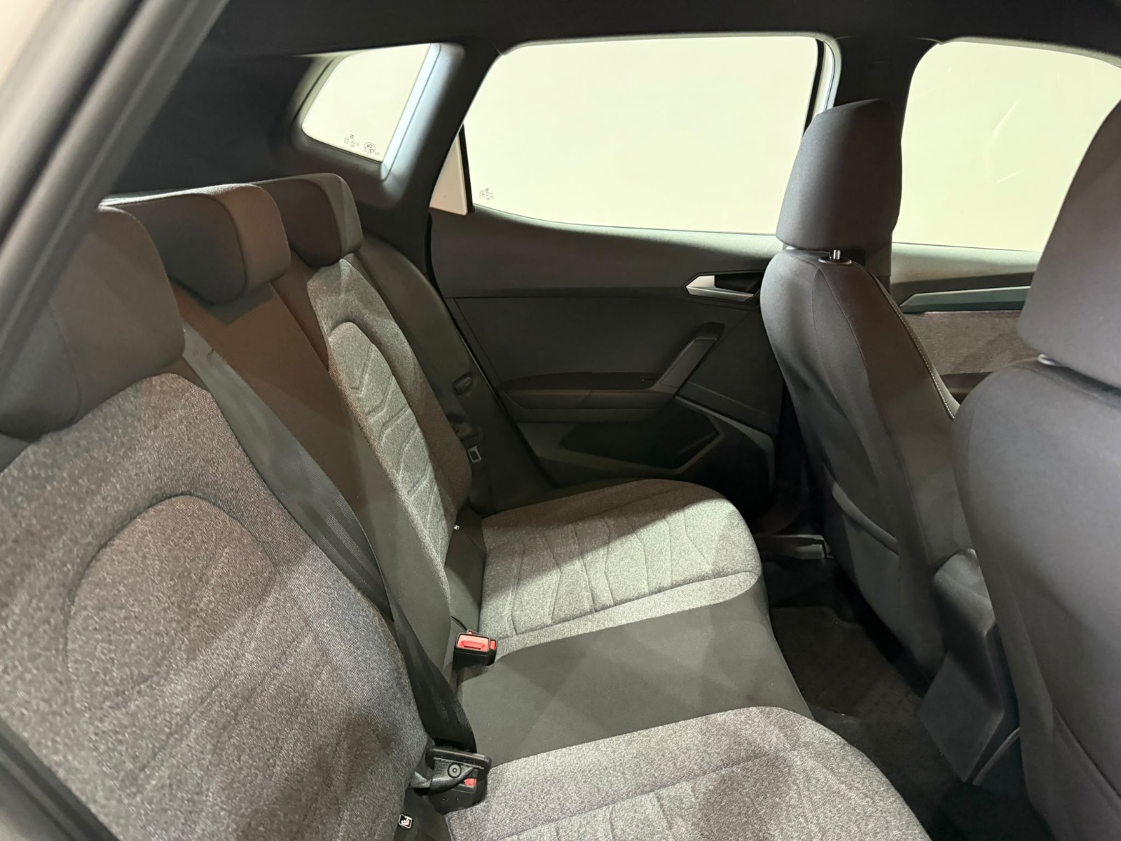 2024 Benzin Otomatik Seat Arona Beyaz Gürel Tasarım Aksesuar Otomotiv San. Tic. Ltd. Şti.