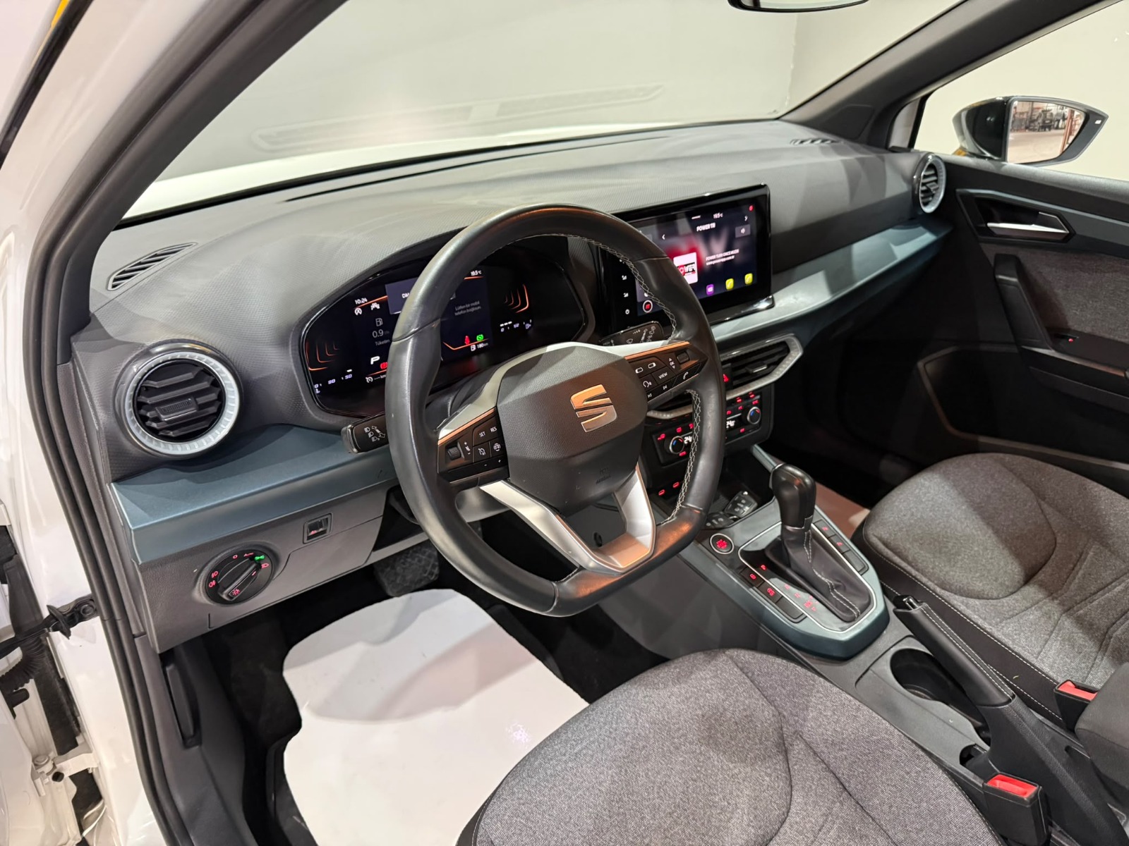 2024 Benzin Otomatik Seat Arona Beyaz Gürel Tasarım Aksesuar Otomotiv San. Tic. Ltd. Şti.